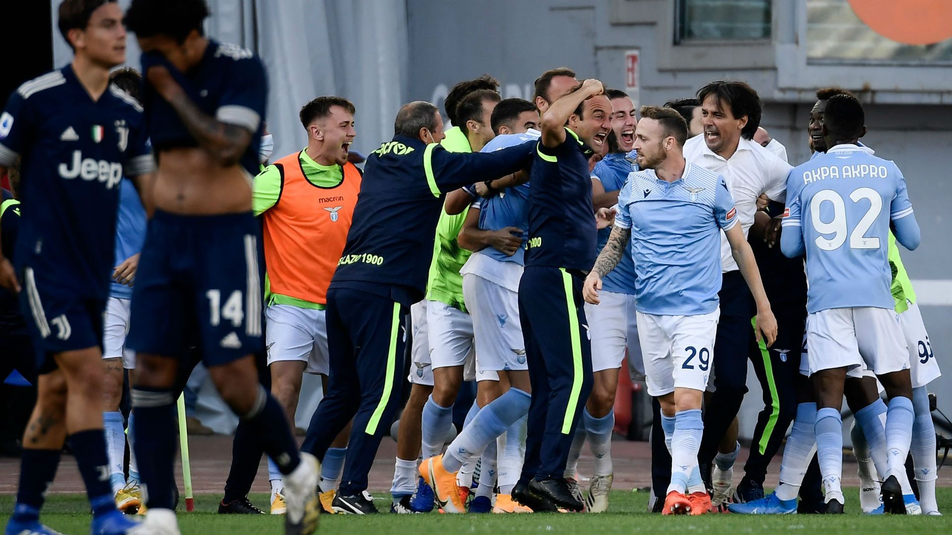 Lazio celebrating Juventus Caicedo