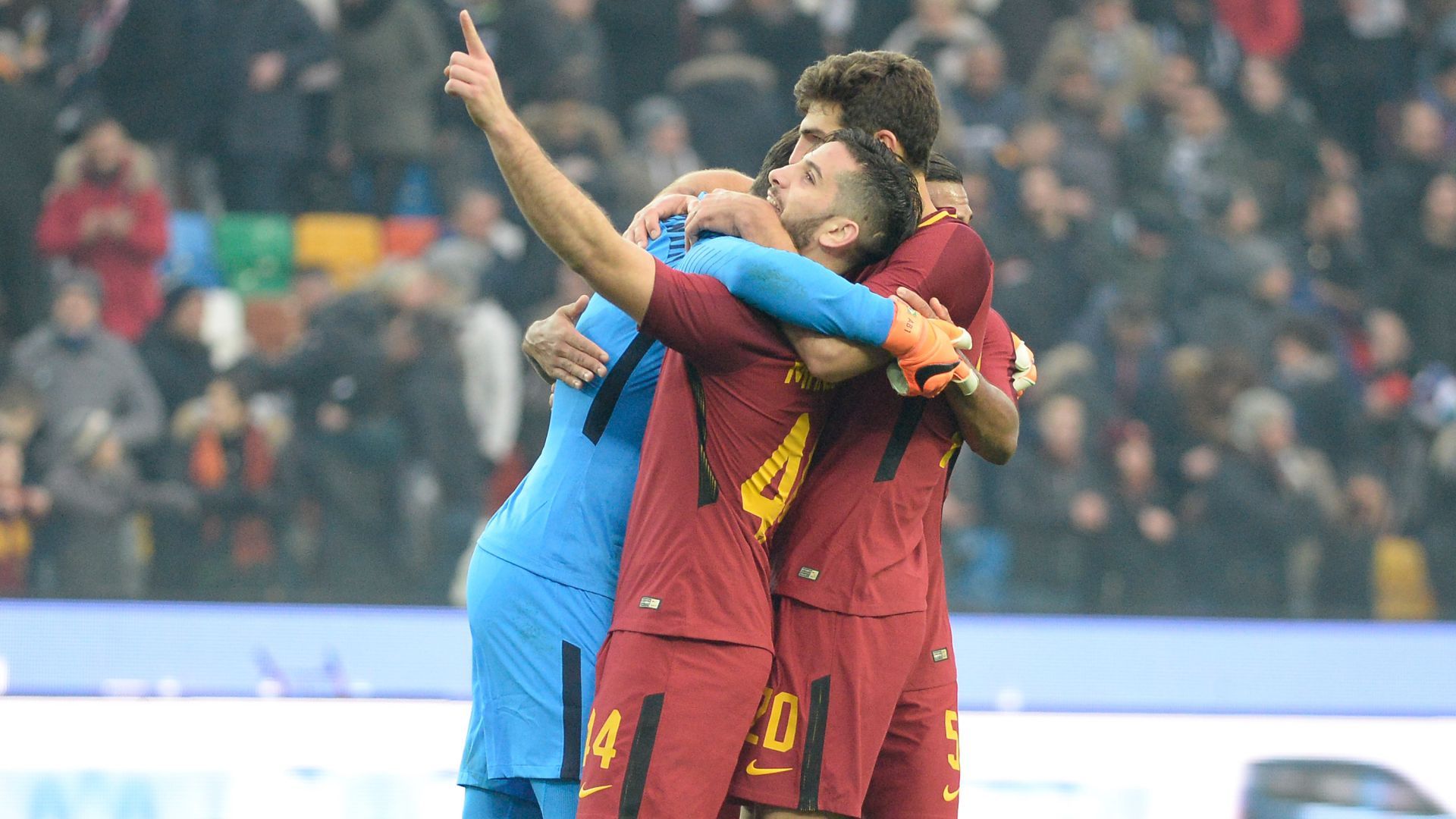 Roma celebrates victory vs. Udinese 17022018