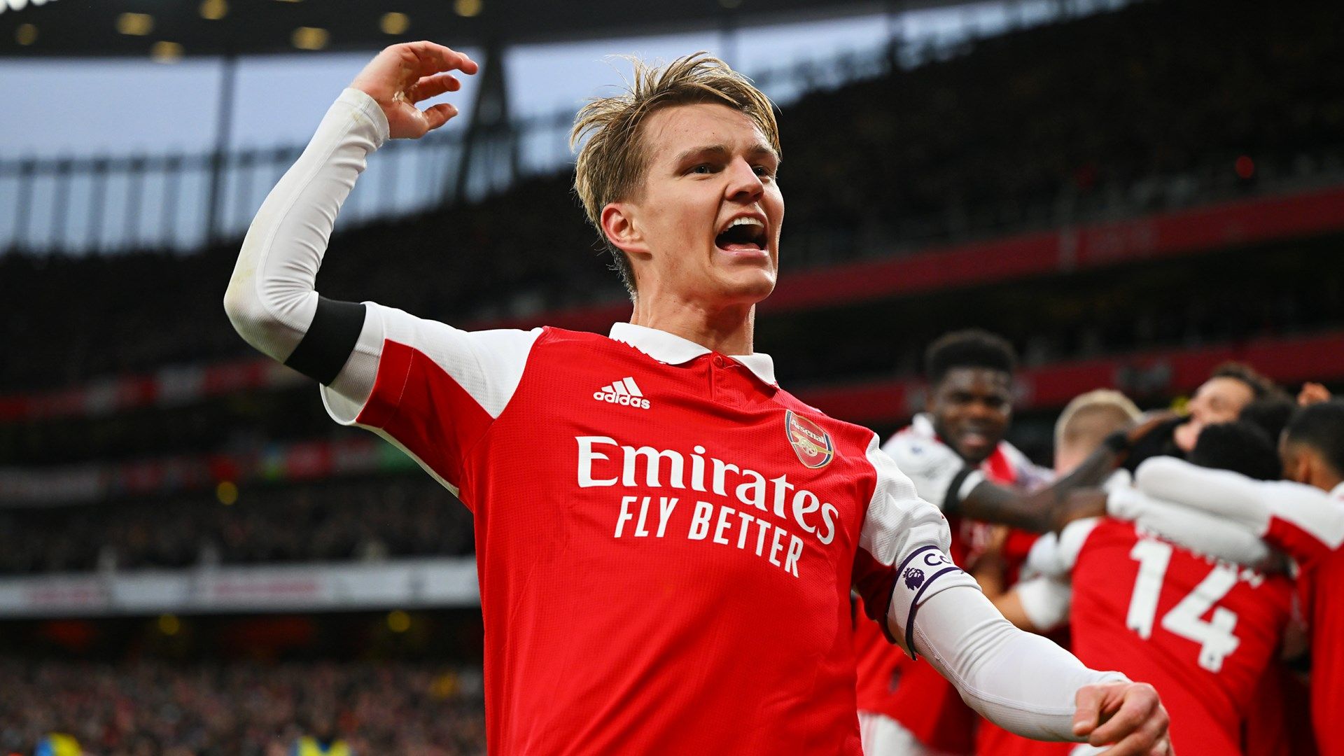 Martin Odegaard gestures during Arsenal's draw with Brentford