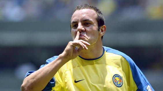 Cuauhtémoc Blanco vs Toluca en 2004