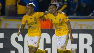 Tigres Carlos Salcedo