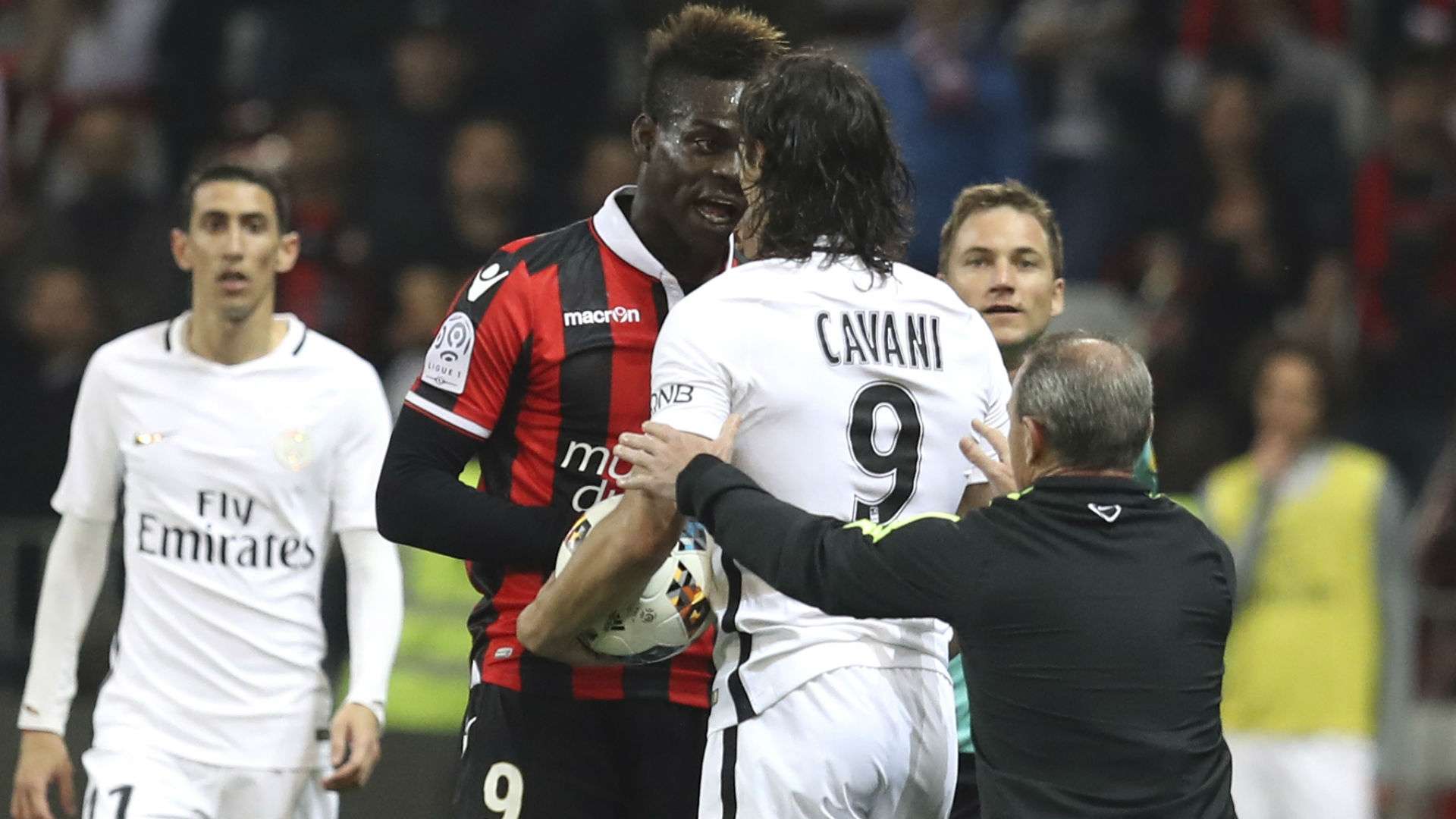 Edinson Cavani Mario Balotelli Nice PSG Ligue 1 30042017