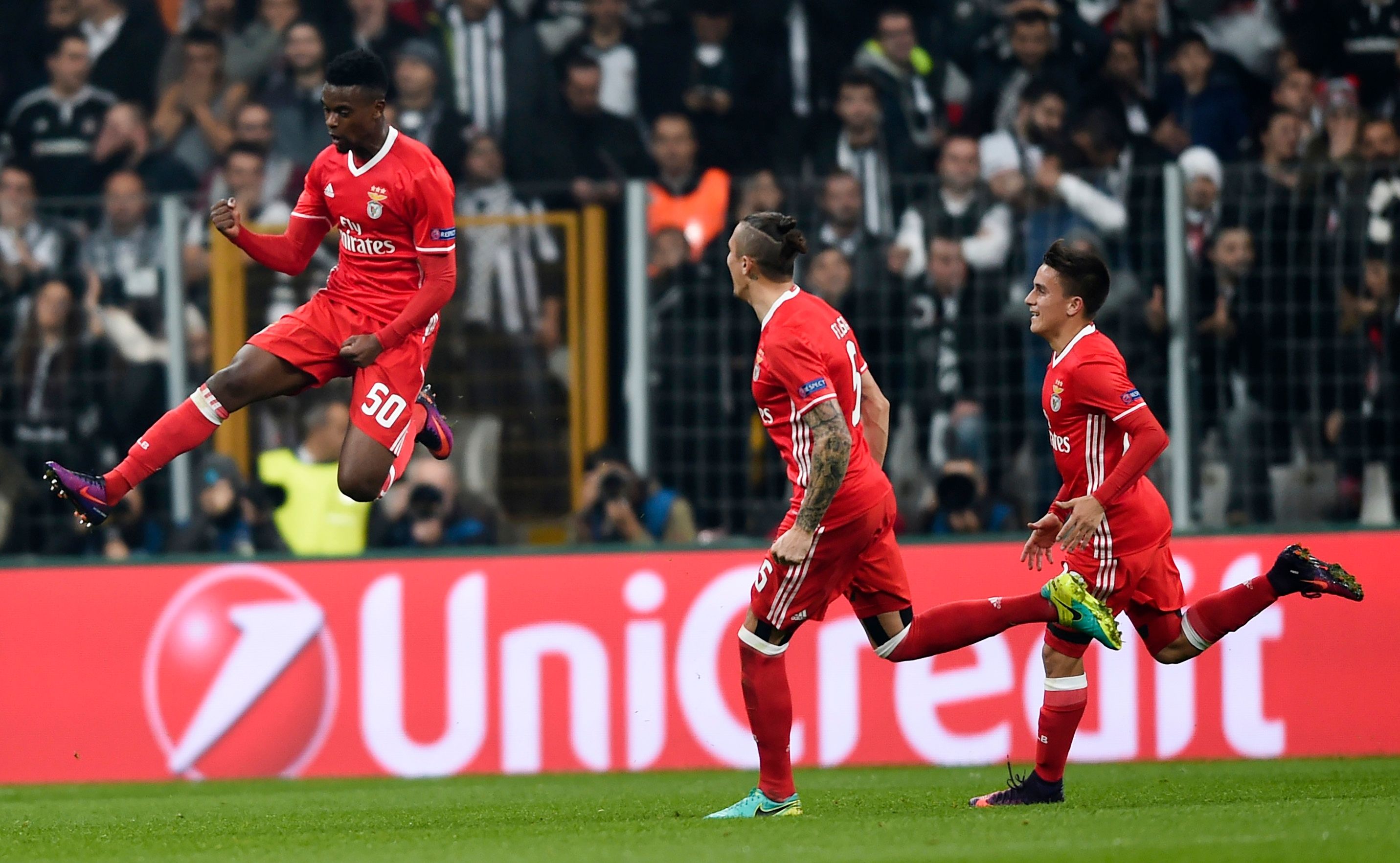 Nelson Semedo Fejsa Besiktas Benfica UCL 11232016
