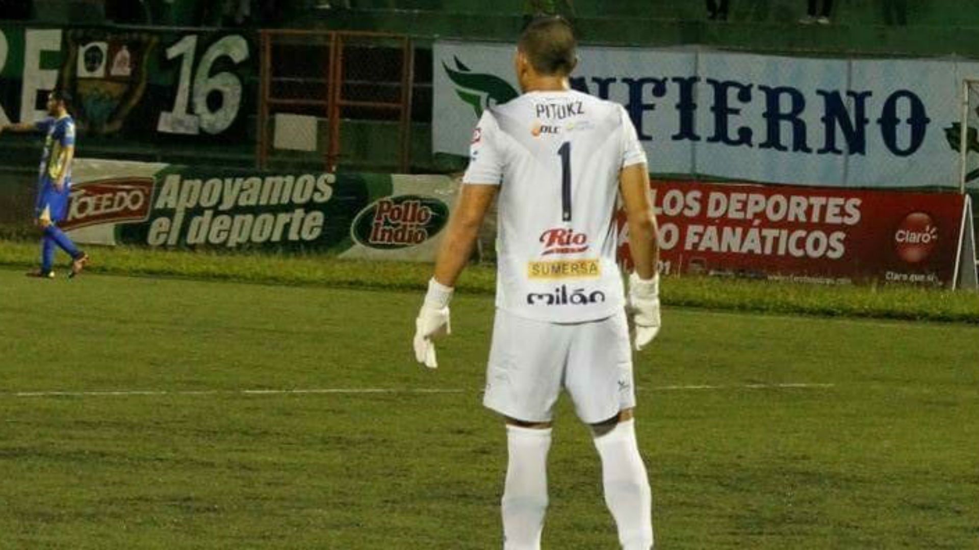 Joel Almeida, Santa Tecla