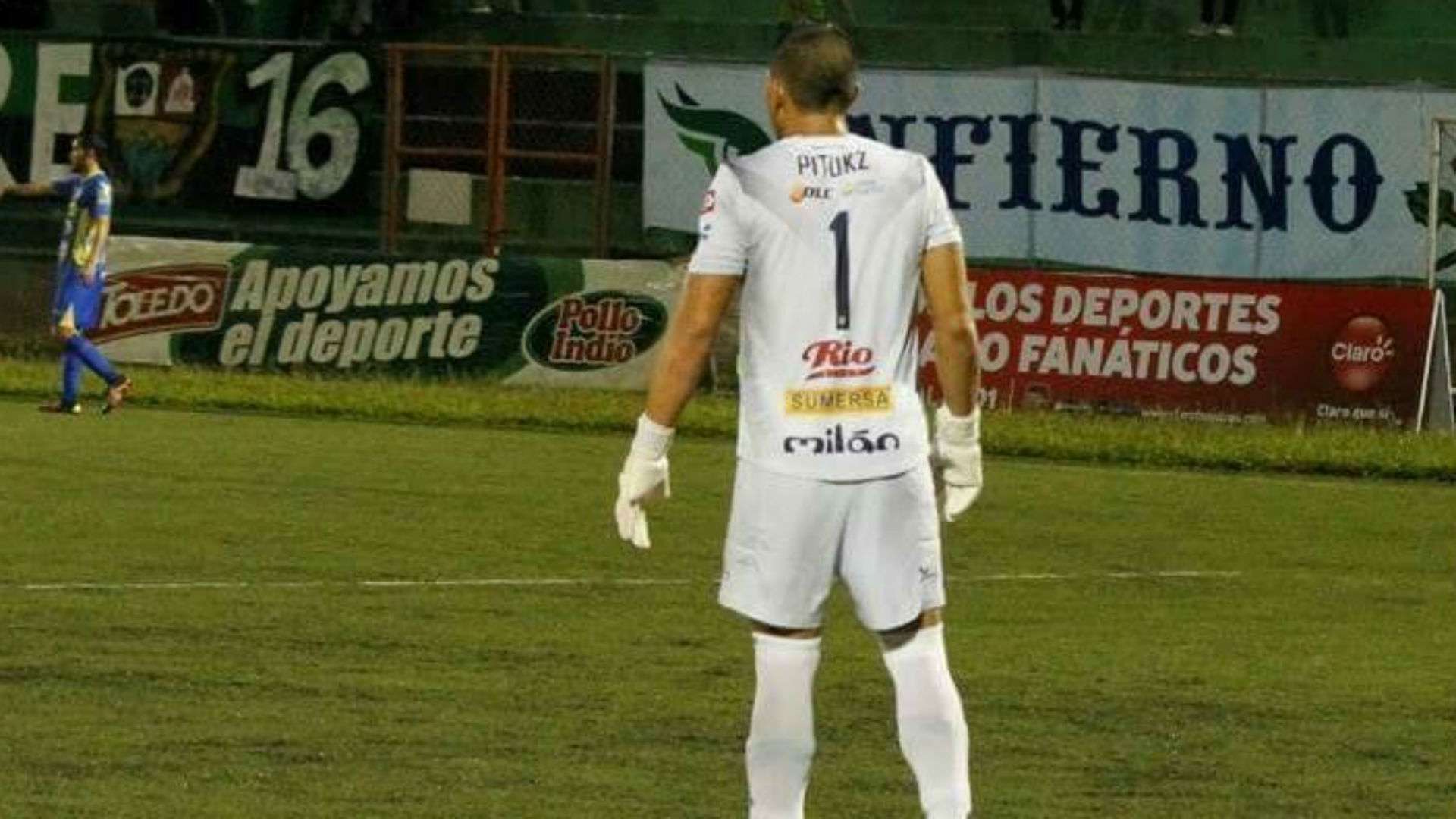 Joel Almeida, Santa Tecla
