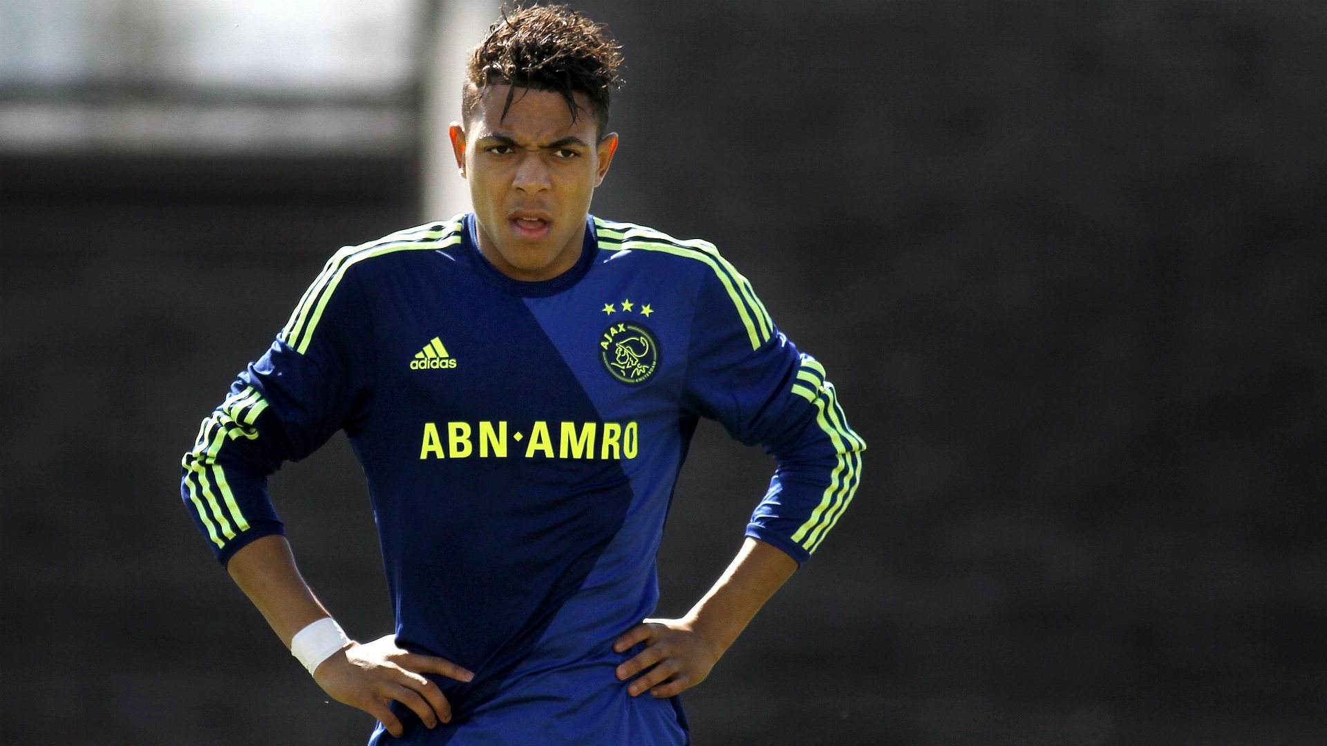 Donyell Malen, Arsenal, Ajax, 29072015