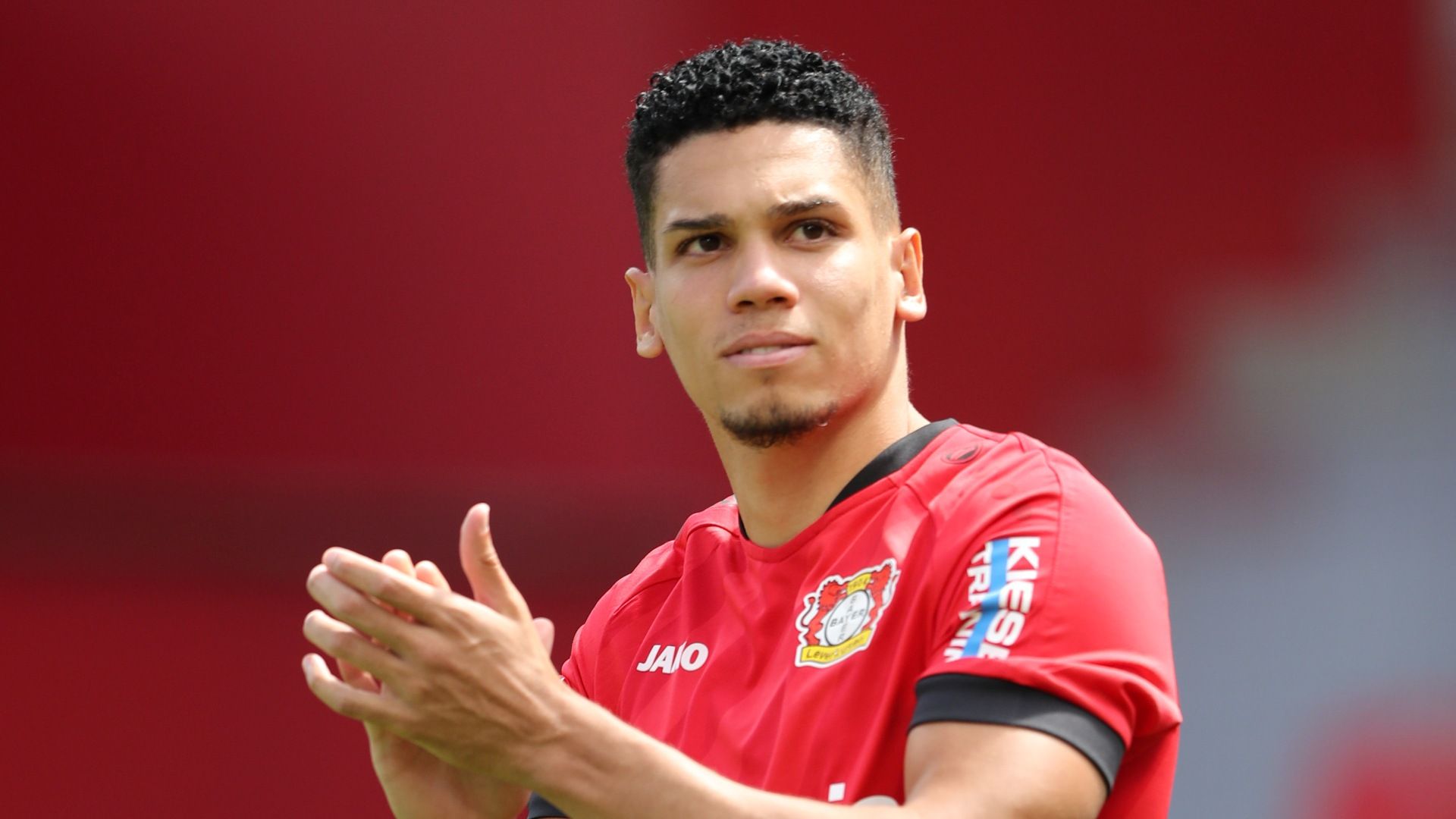 Paulinho - Bayer Leverkusen