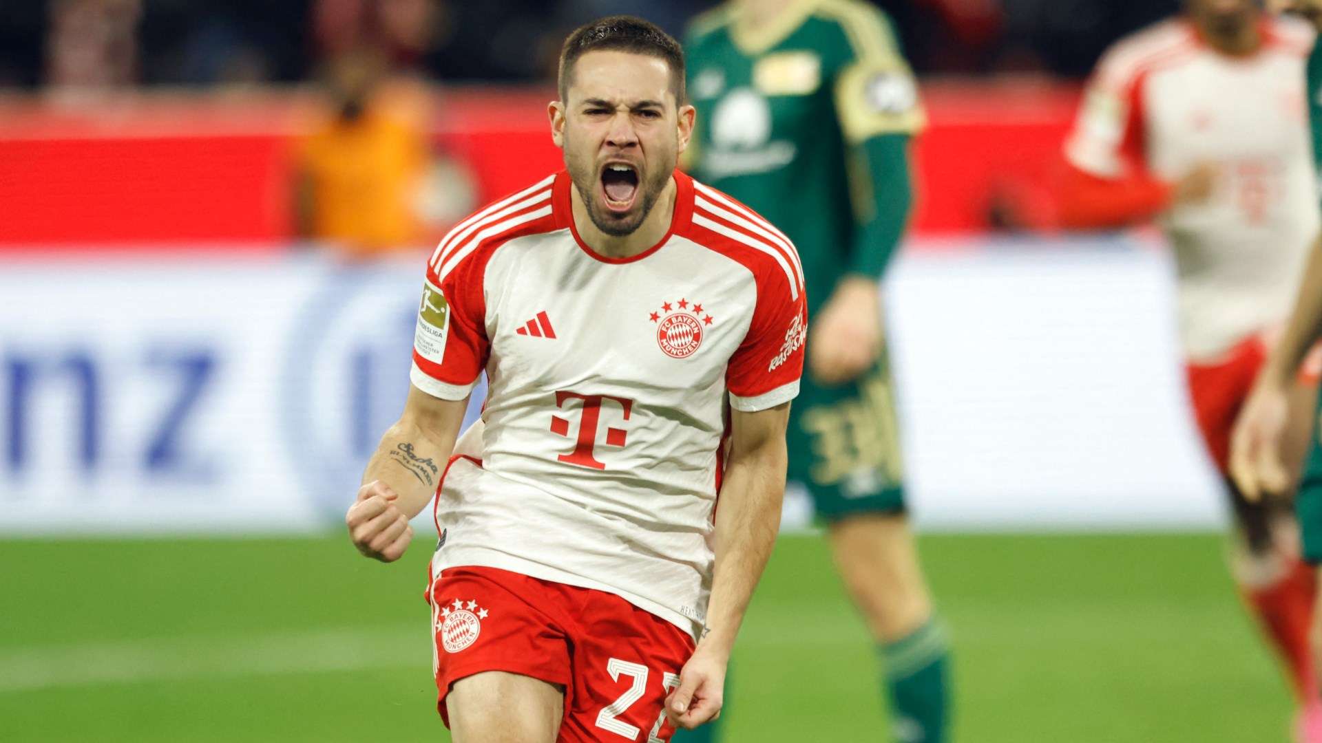 Raphael Guerreiro Bayern Munich 2023-24