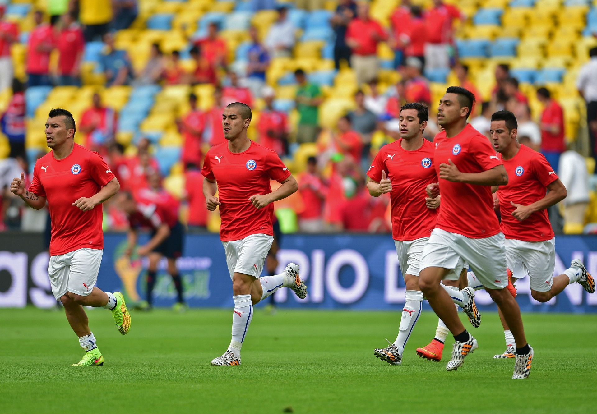 Gary Medel Francisco Silva Eugenio Mena Eduardo Vargas Mauricio Isla  Spain Chile 2014 World Cup Group B 06182014
