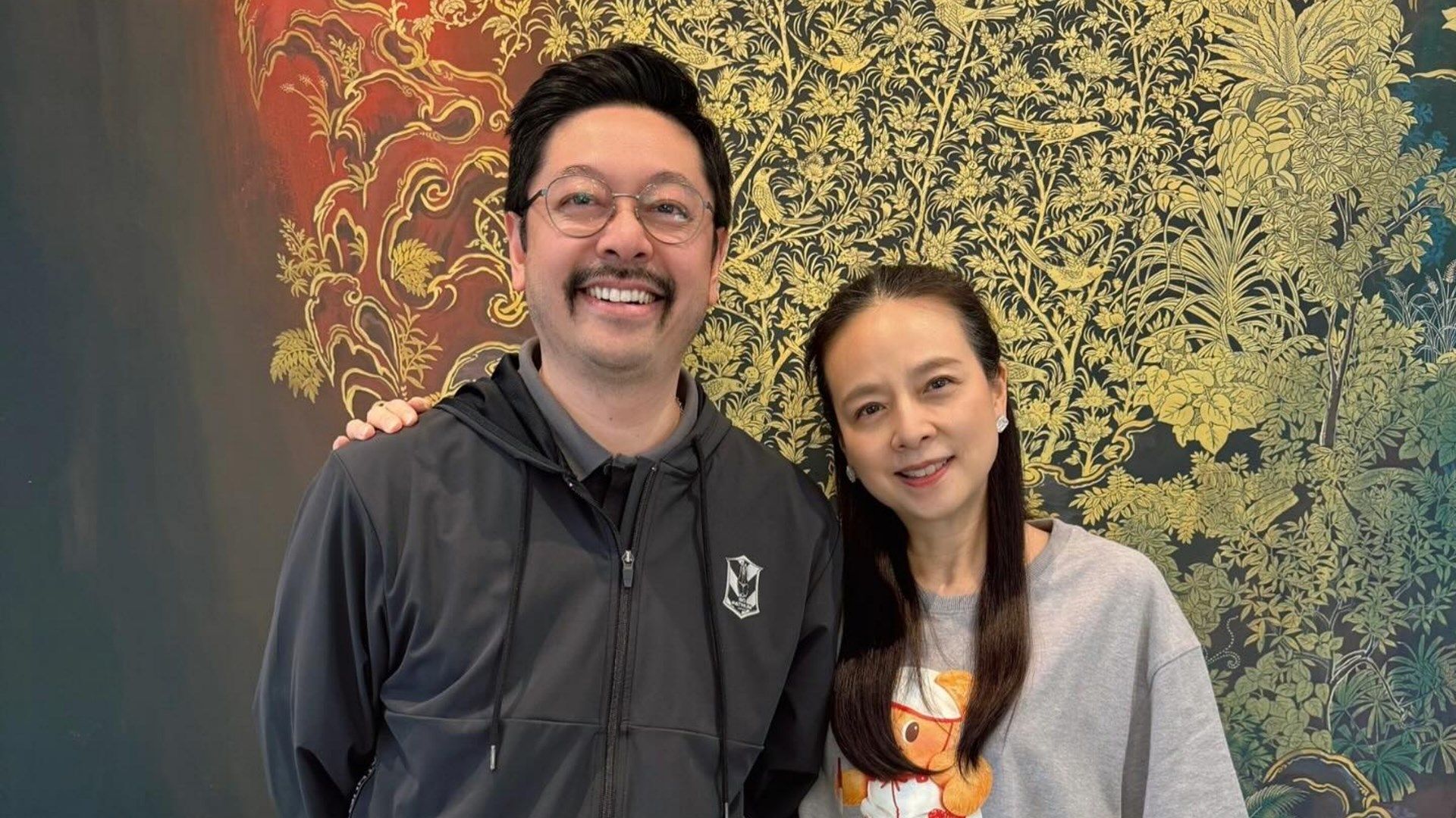 นวลพรรณ ล่ำซำ - ปวิณ ภิรมย์ภักดี