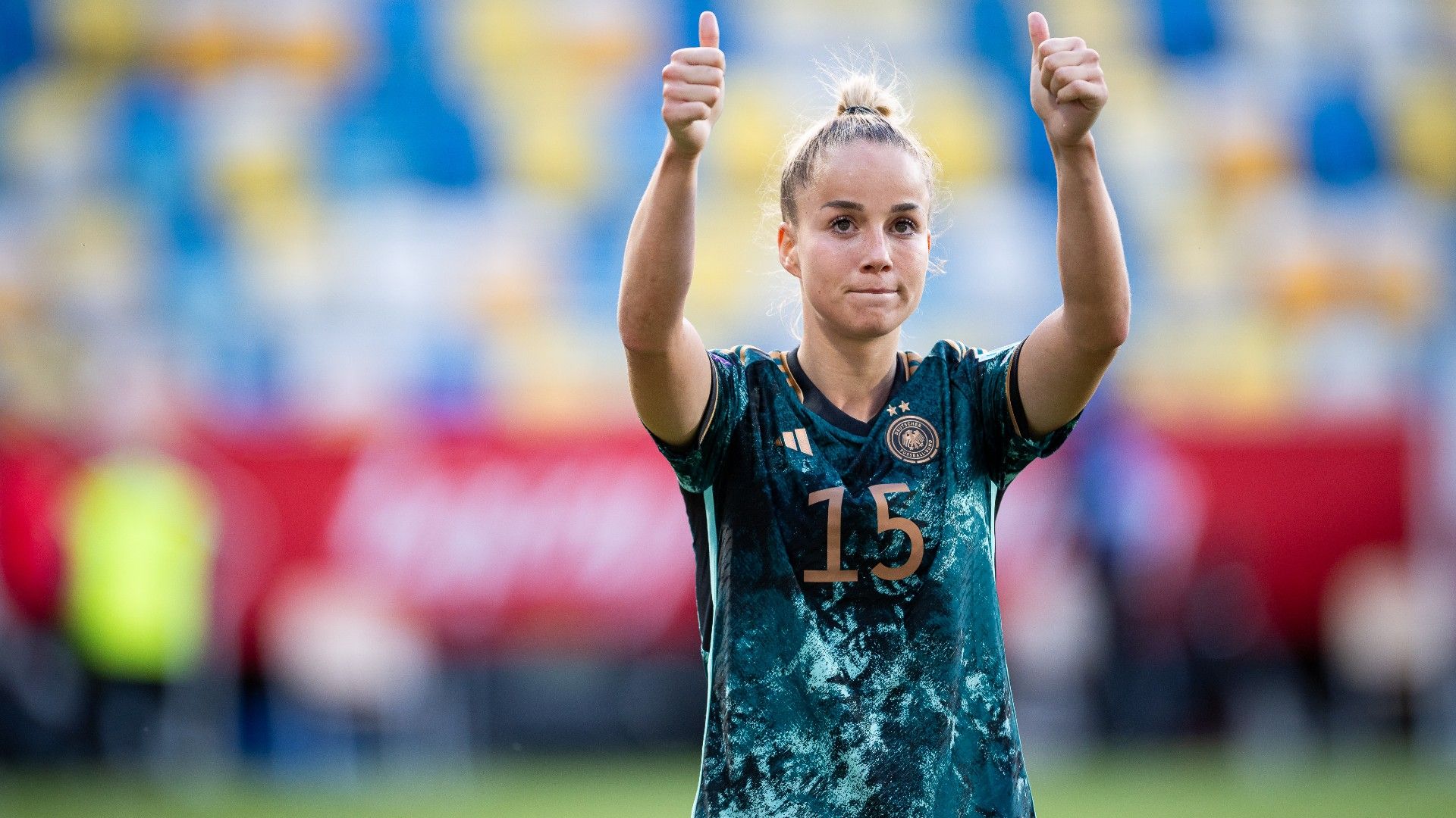 Giulia Gwinn of Germany celebrates 