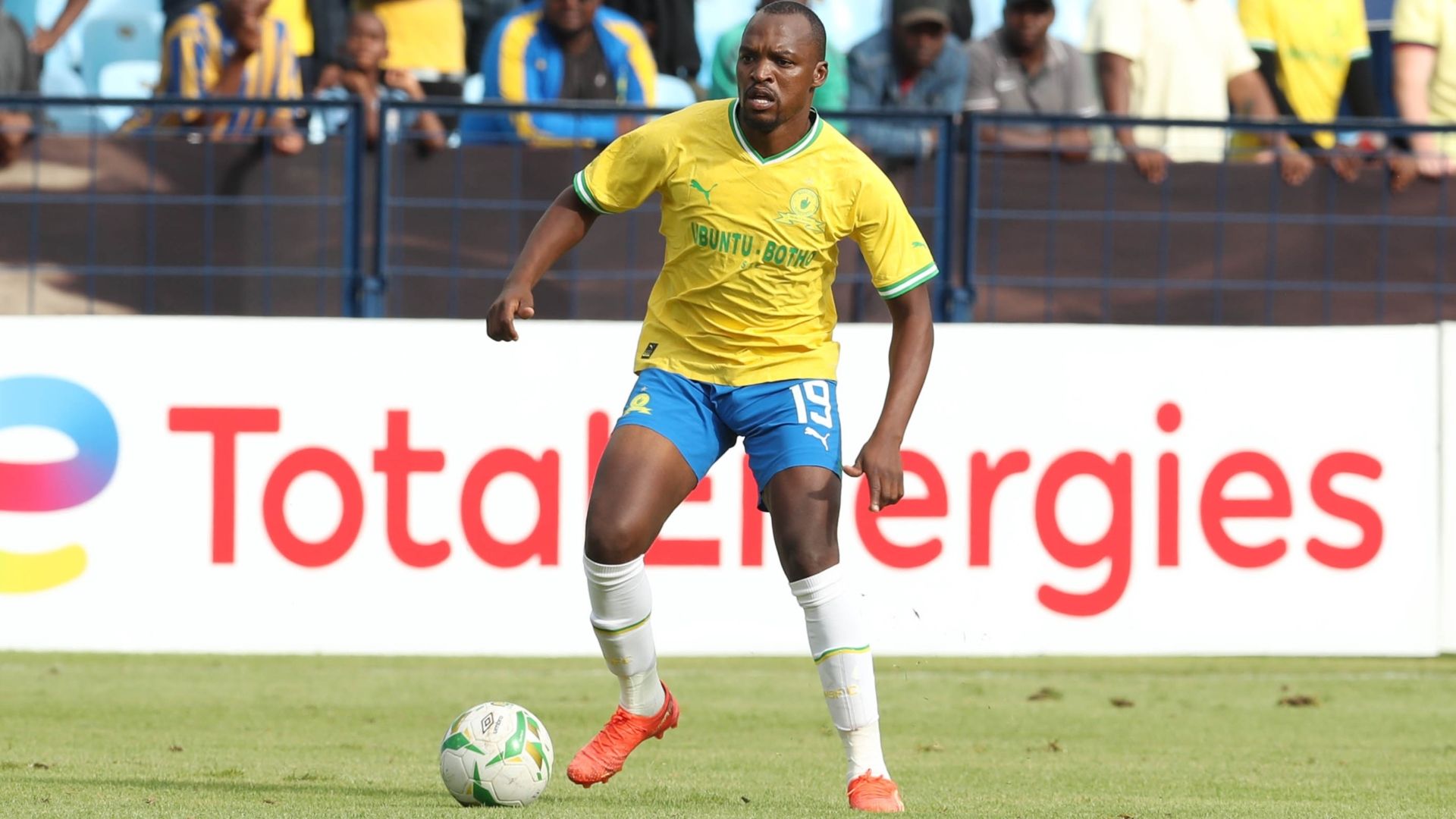 Gift Motupa, Mamelodi Sundowns