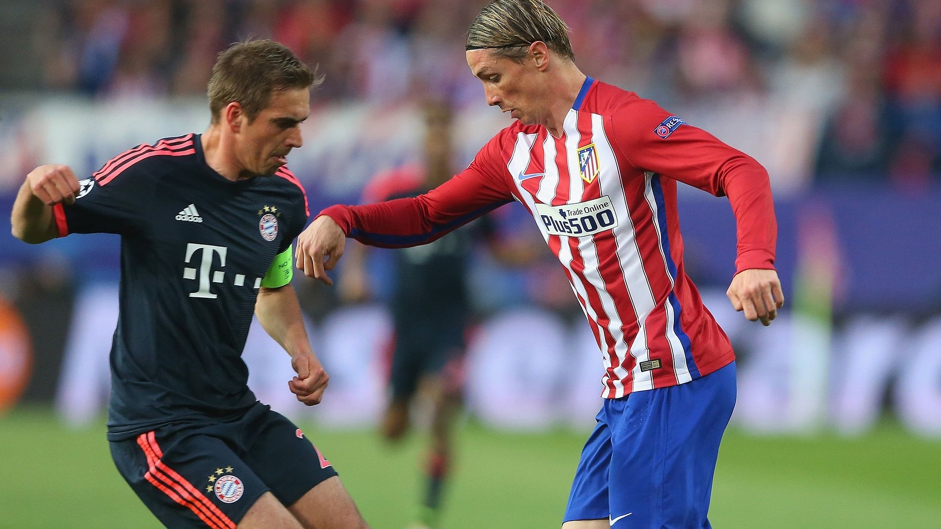 Phillip Lahm Fernando Torres Atletico Madrid Bayern Munich 270416