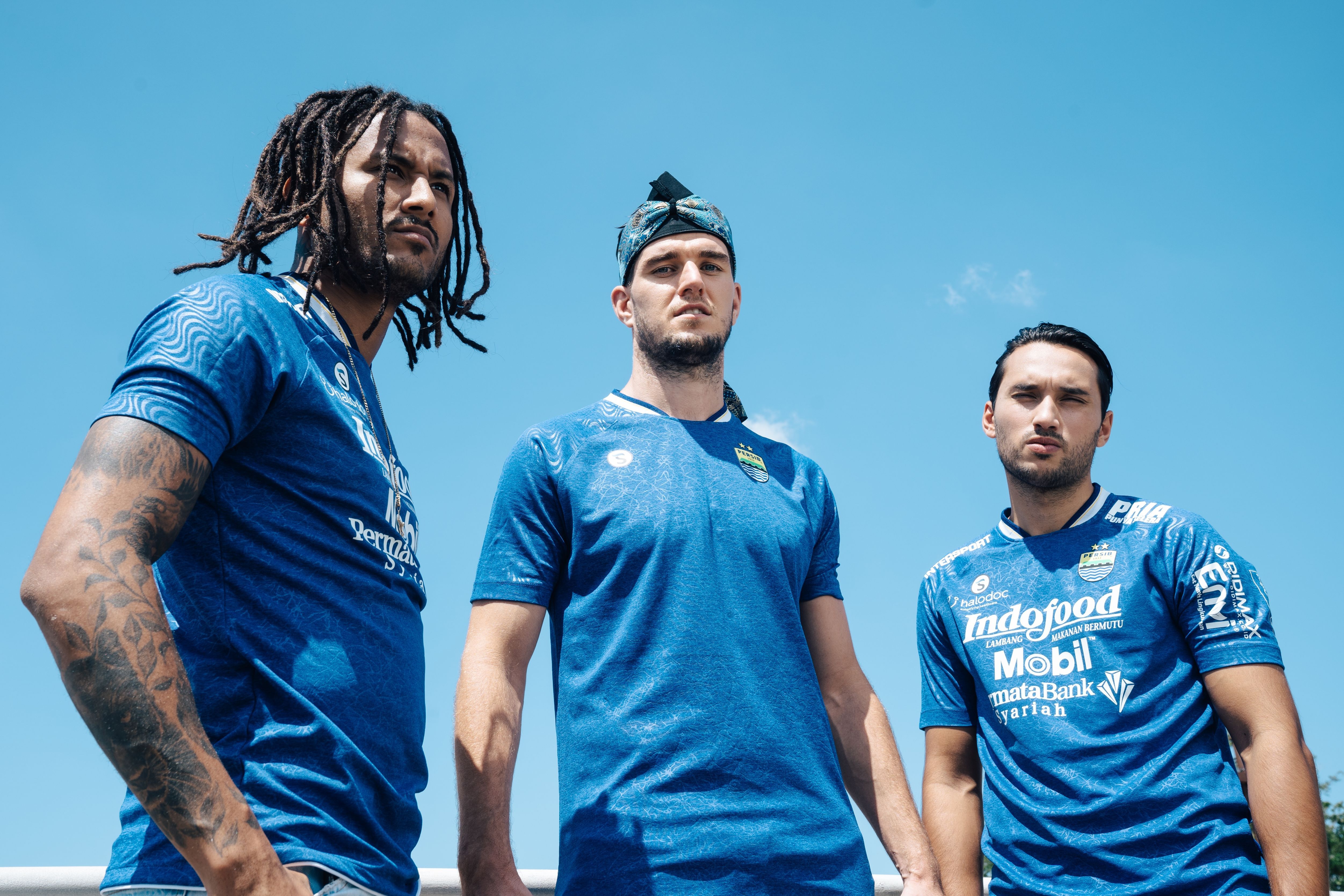 Jersey Kandang Persib Bandung