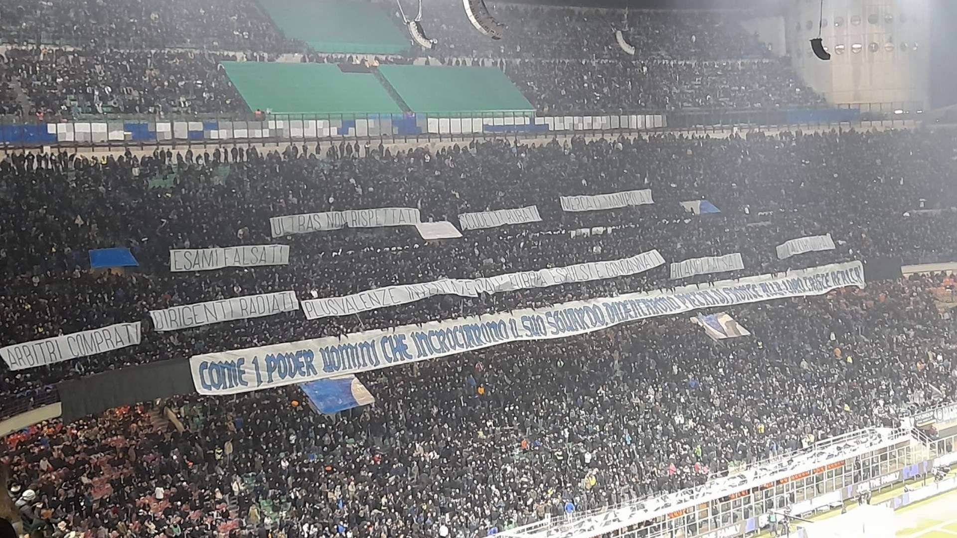 Striscioni Inter Juventus