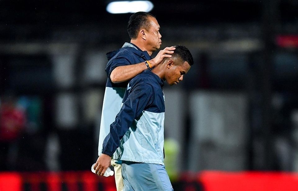 เนวิน ชิดชอบ