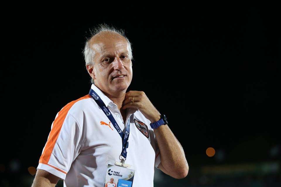 อเล็กซานเดร กามา