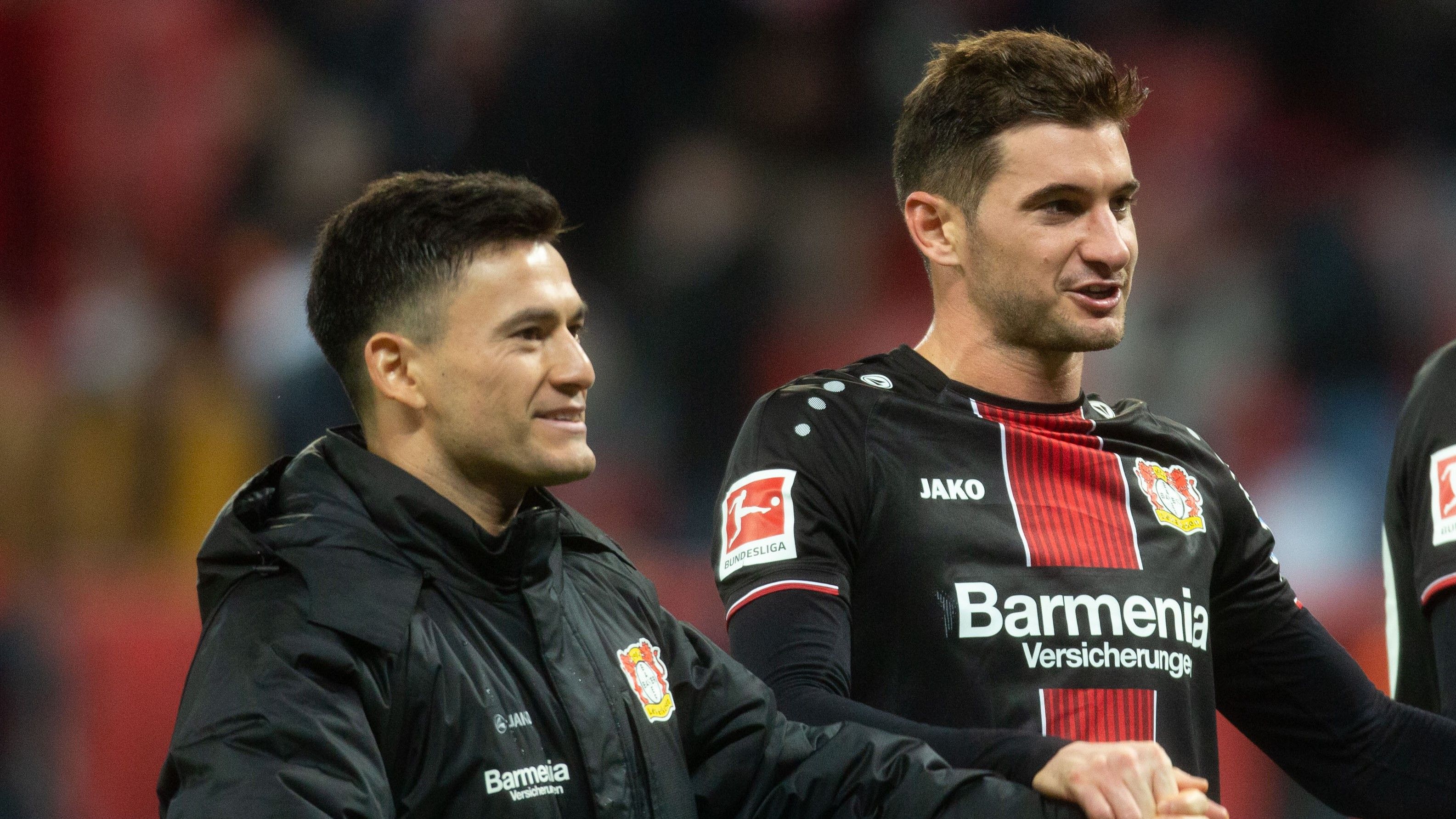 Charles Aranguiz Lucas Alario Bayer Leverkusen 081218