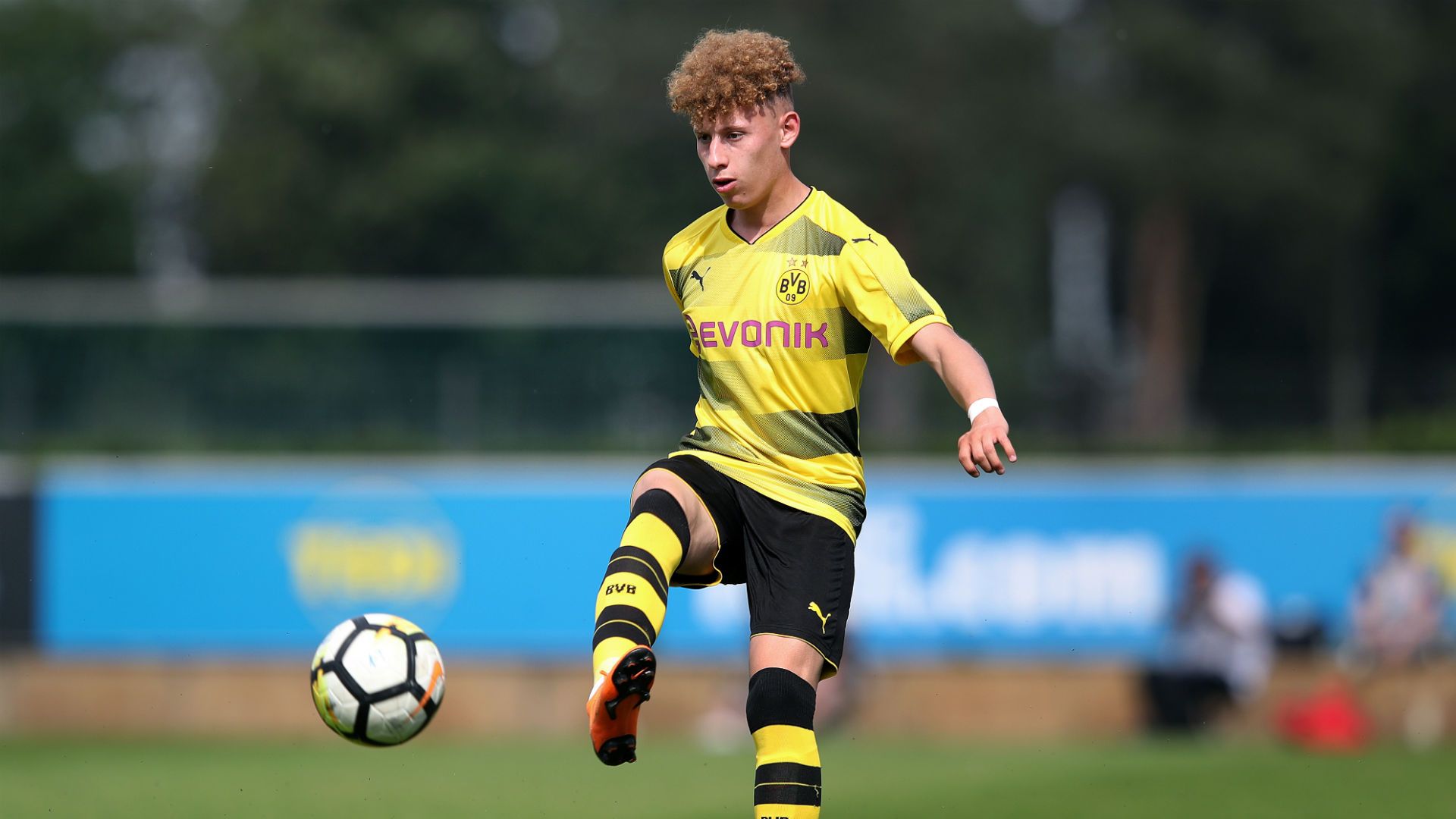 Enrique Pena Zauner Borussia Dortmund BVB U19 10052018