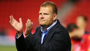 Josep Gombau Adelaide United A-League 2014-15