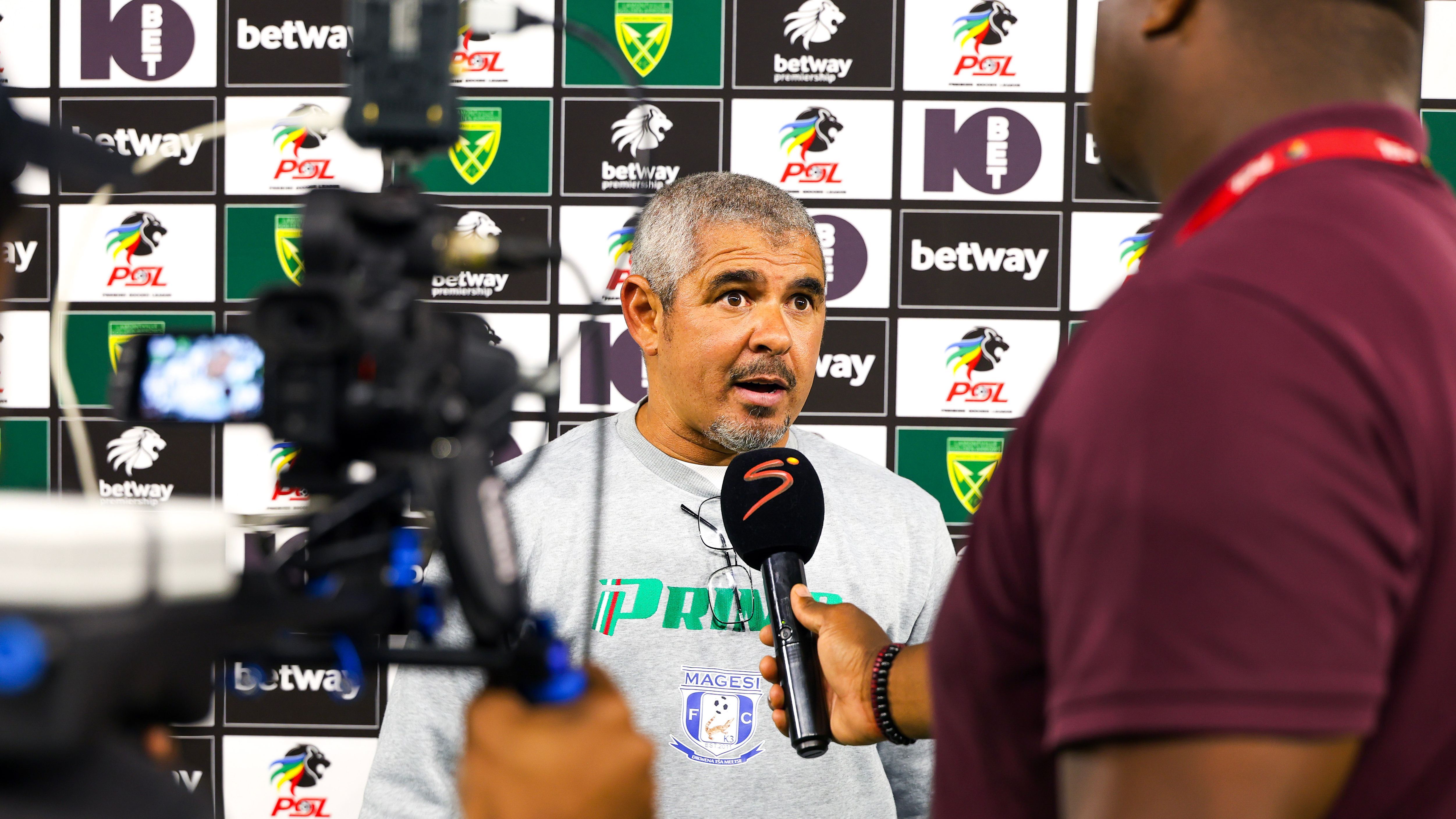 Clinton Larsen, Magesi FC