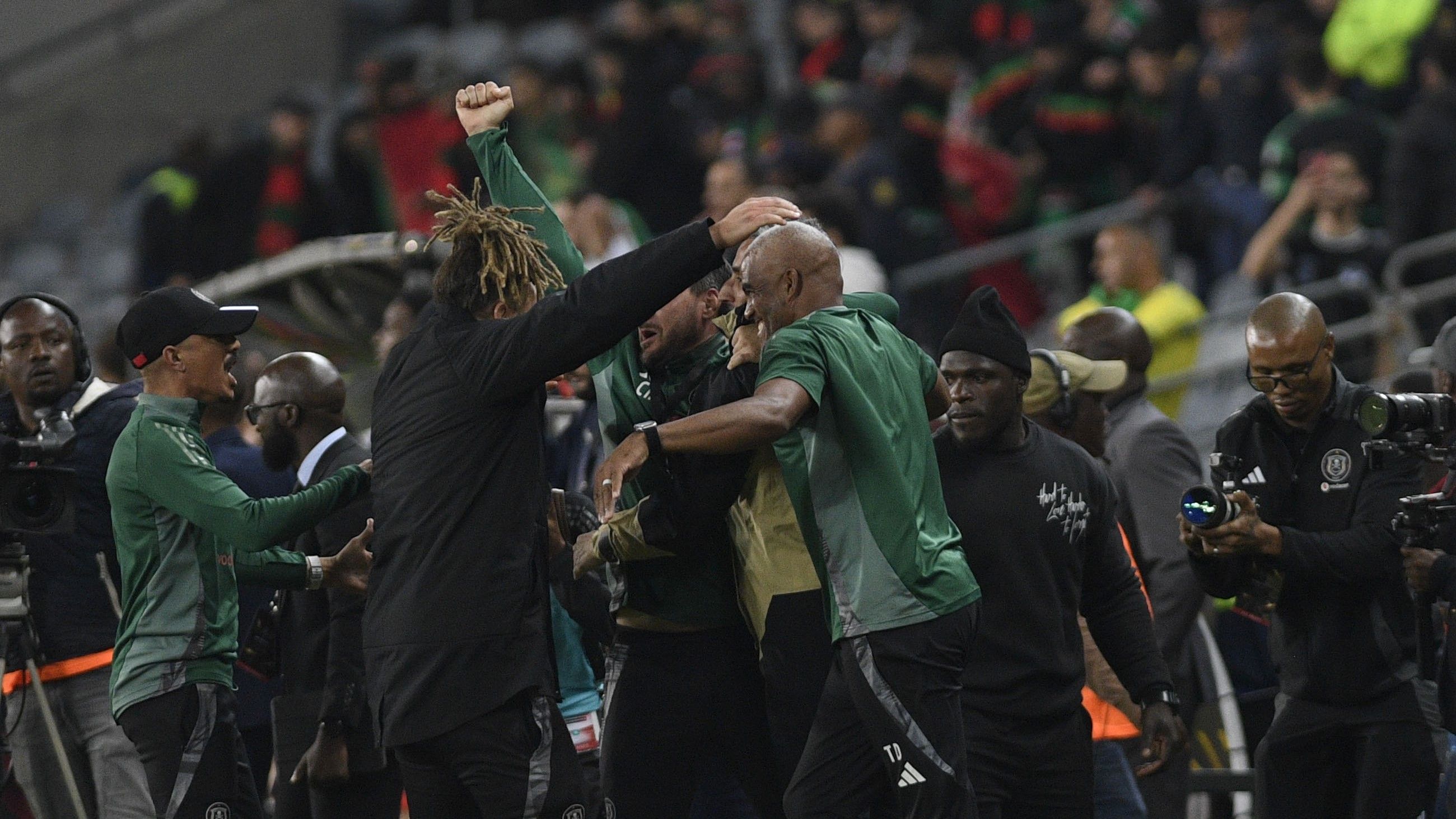 Orlando Pirates legend not surprised by the results that are coming under  Jose Riveiro - 'It's not a fluke that the team is doing well' | Goal.com  South Africa