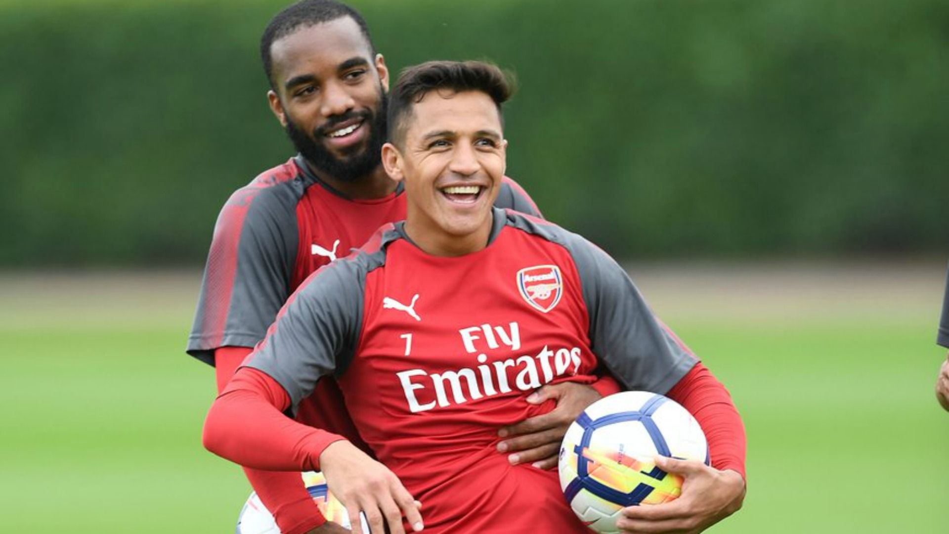 250817 Arsenal training Alexis Sánchez Alexandre Lacazette