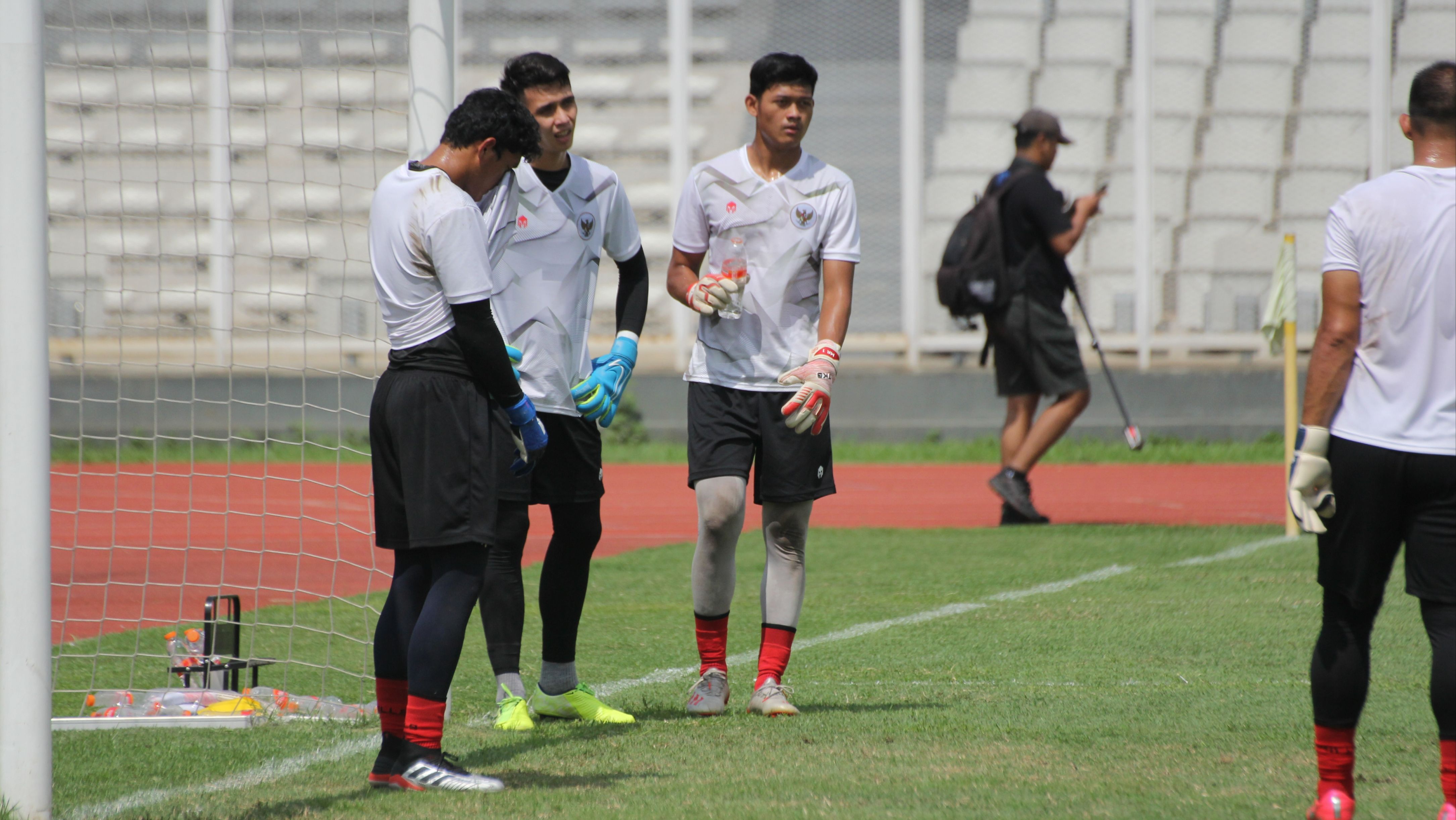 Kiper Timnas Indonesia