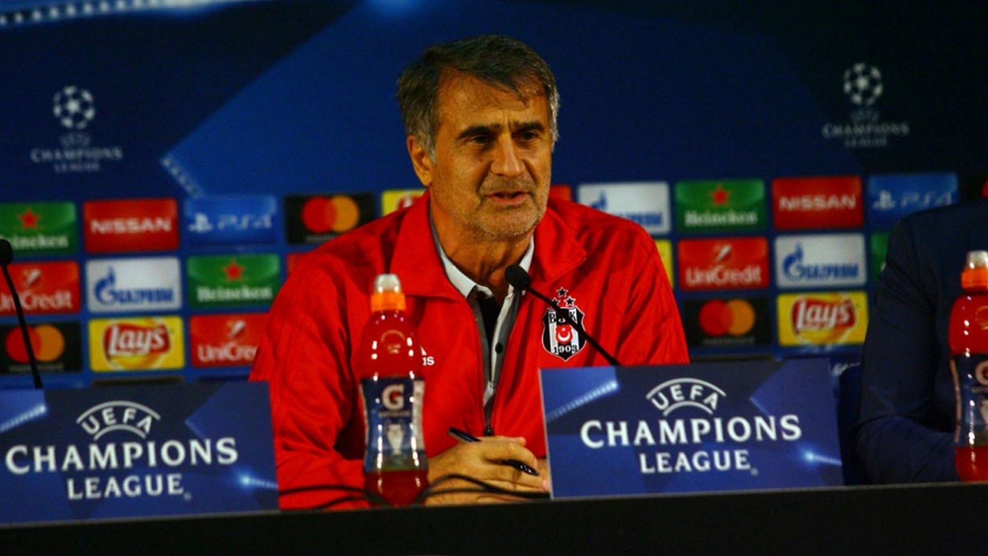 Senol Gunes Besiktas