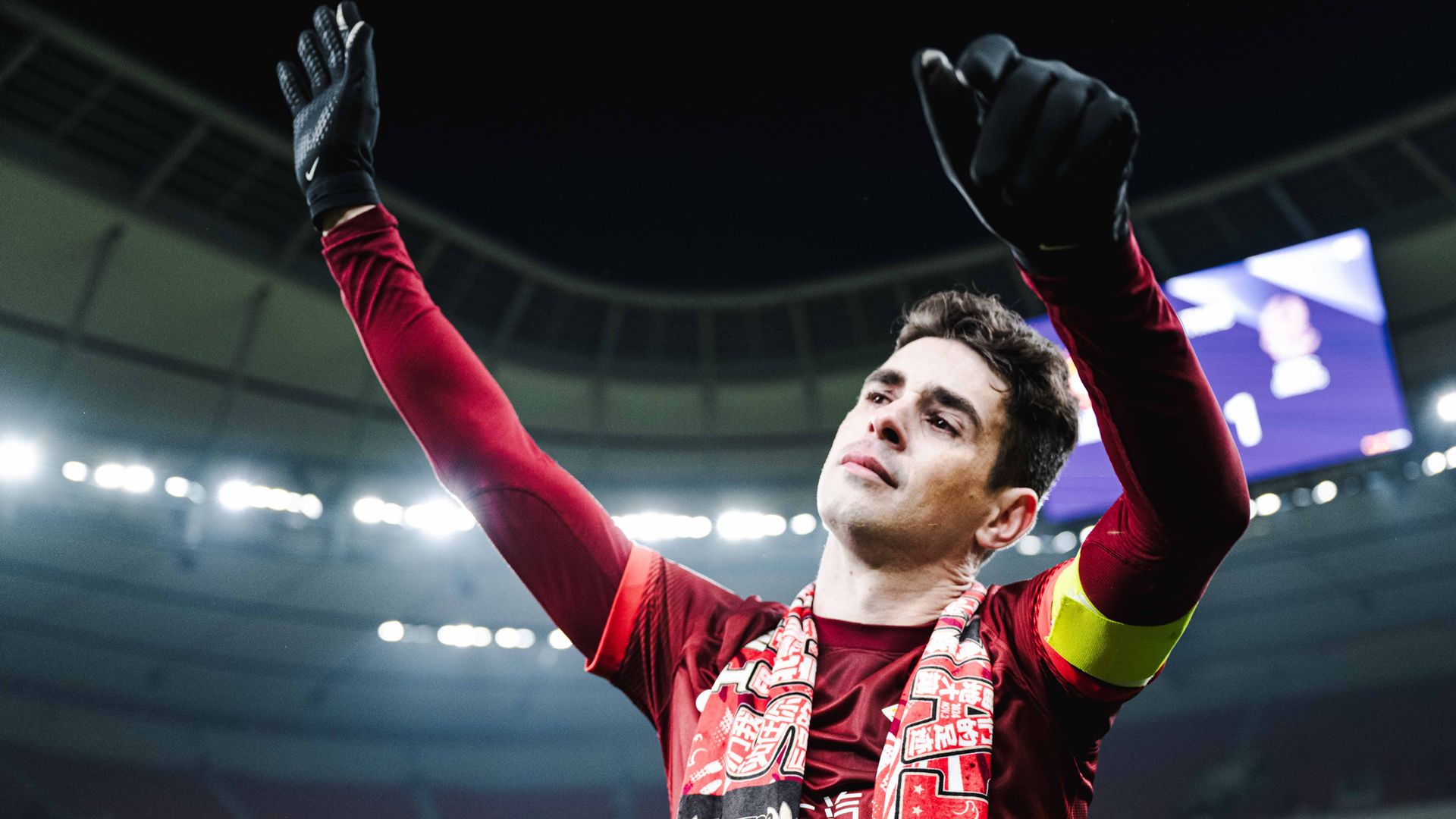 الدولي البرازيلي السابق أوسكار (وكالات)