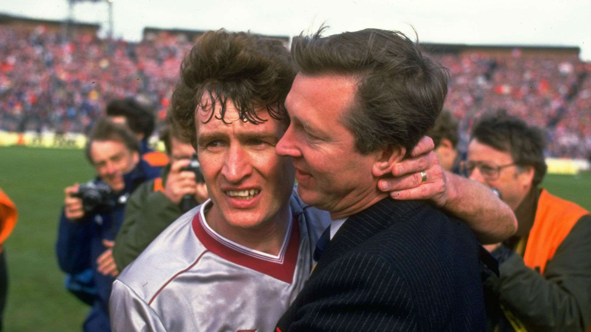 Sandy Jardine Hearts Alex Ferguson Aberdeen