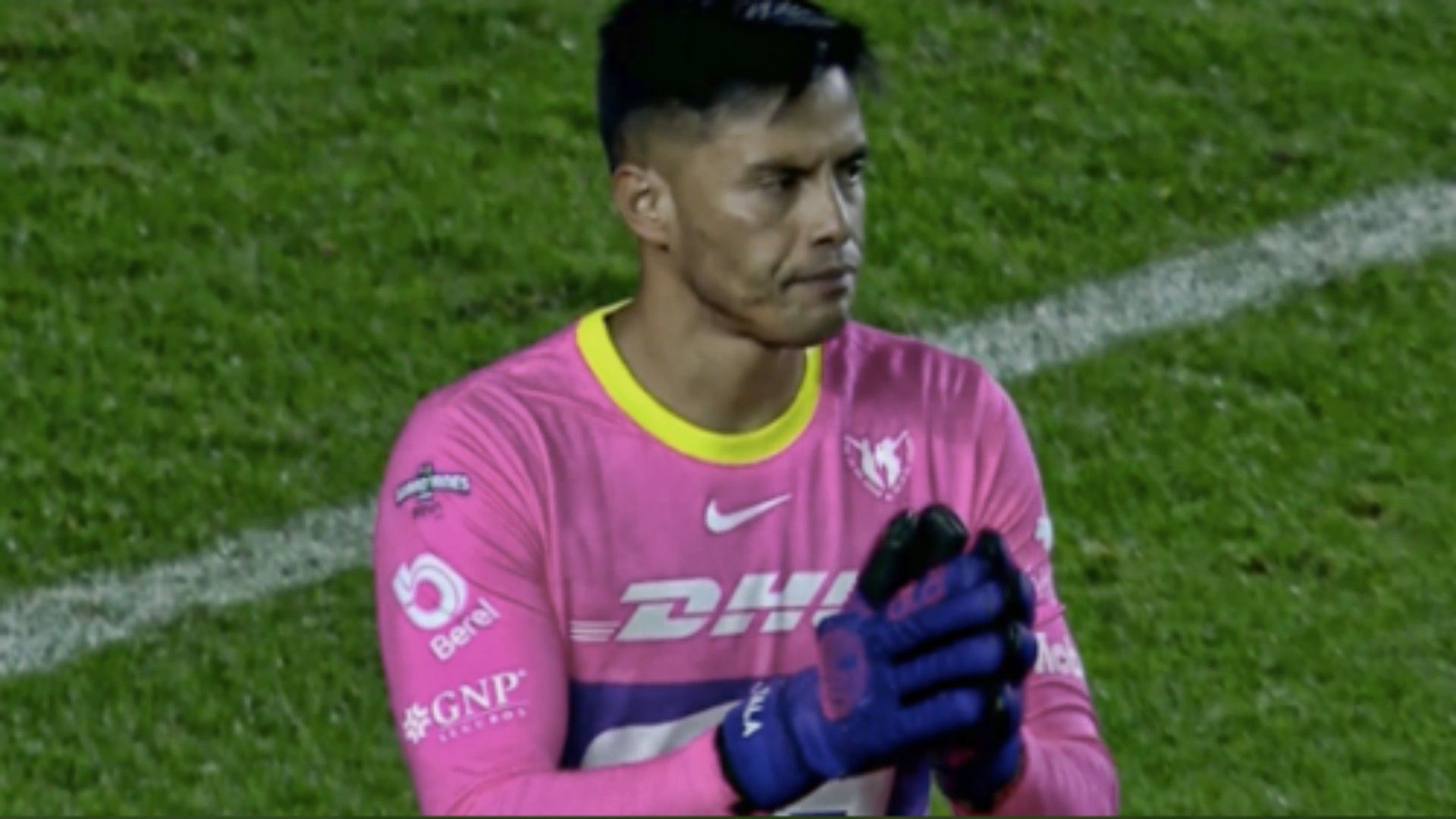 Alfredo Talavera Pumas 210920