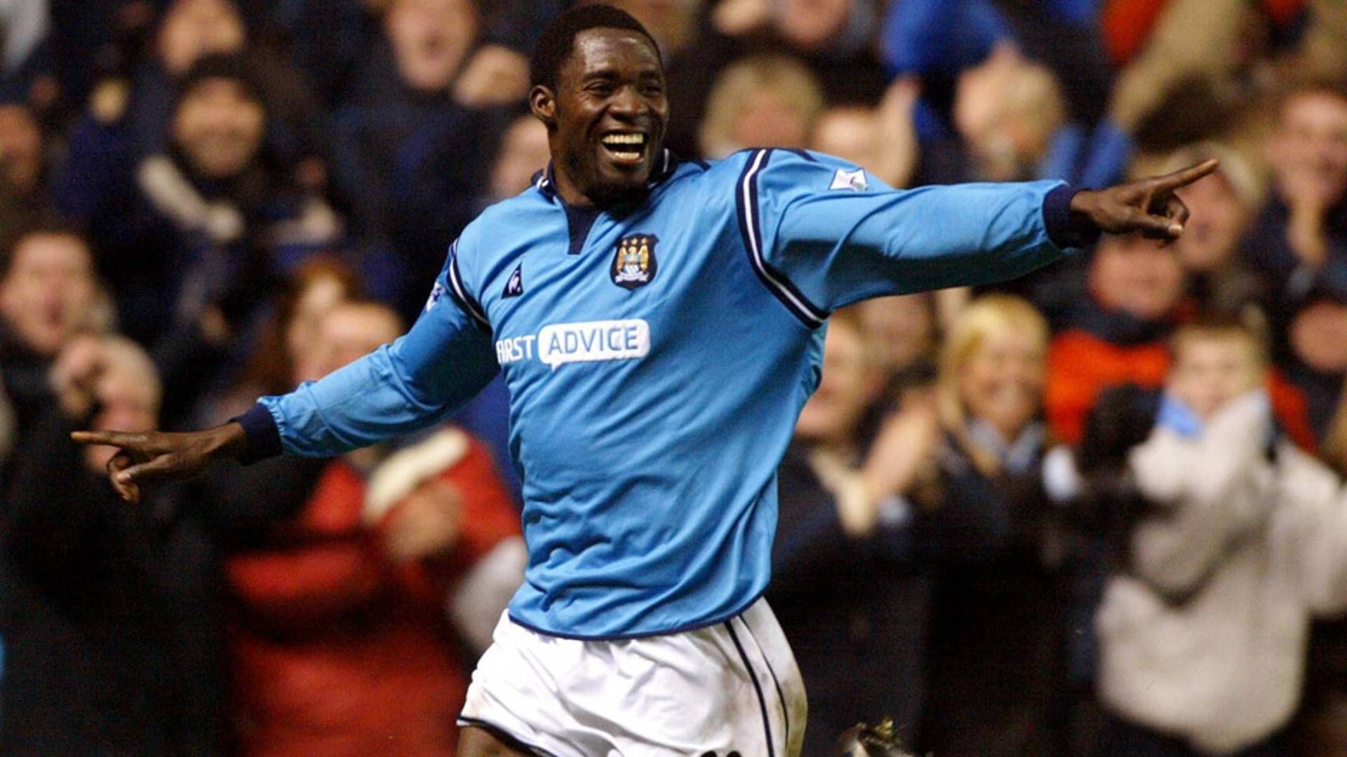GER ONLY Marc-Vivien Foe Manchester City