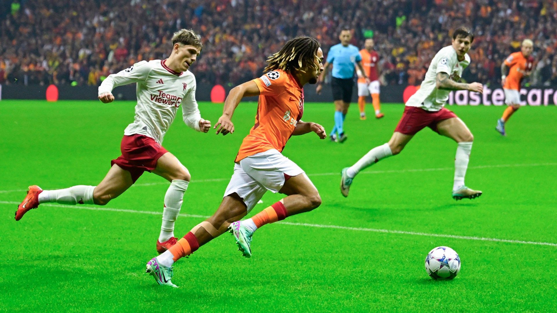 Sacha Boey Galatasaray 2023-24 Champions League