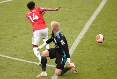 Jesse Lingard goal Manchester United Leicester City EPL 26072020