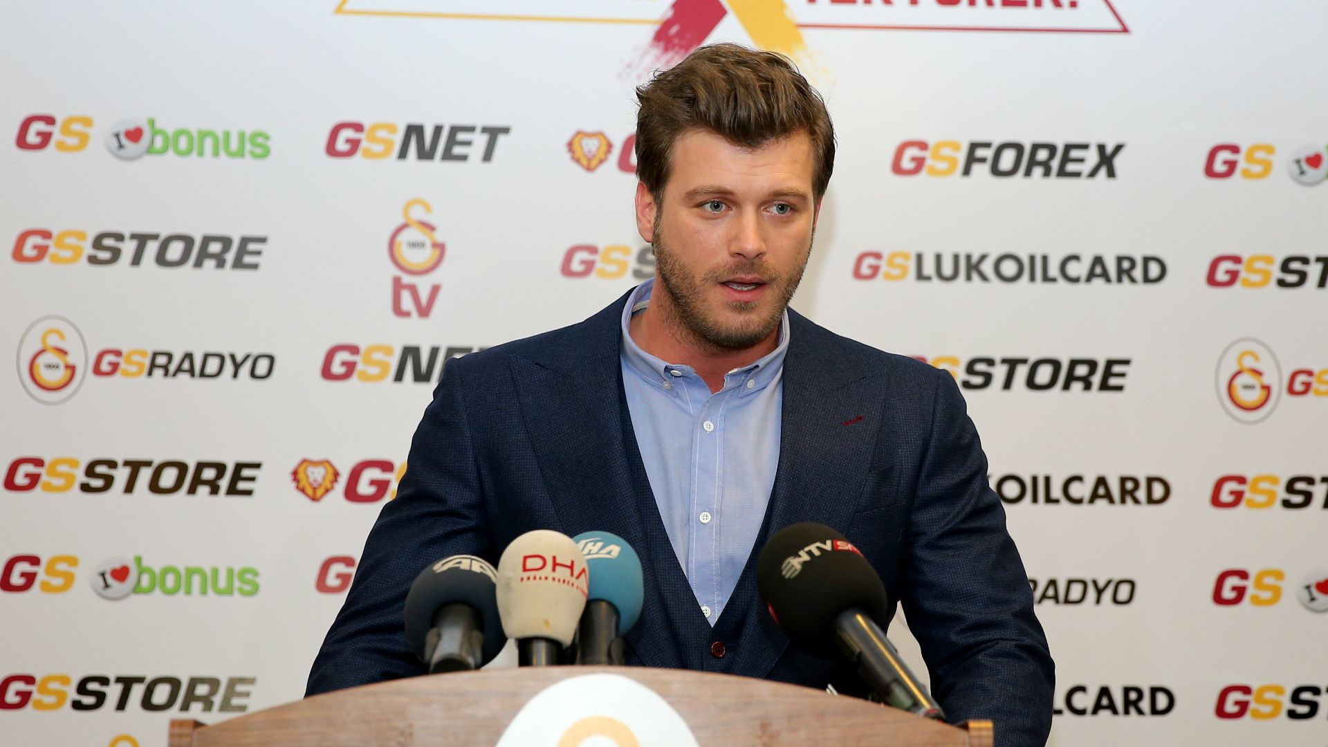 Kivanc Tatlitug Galatasaray fan