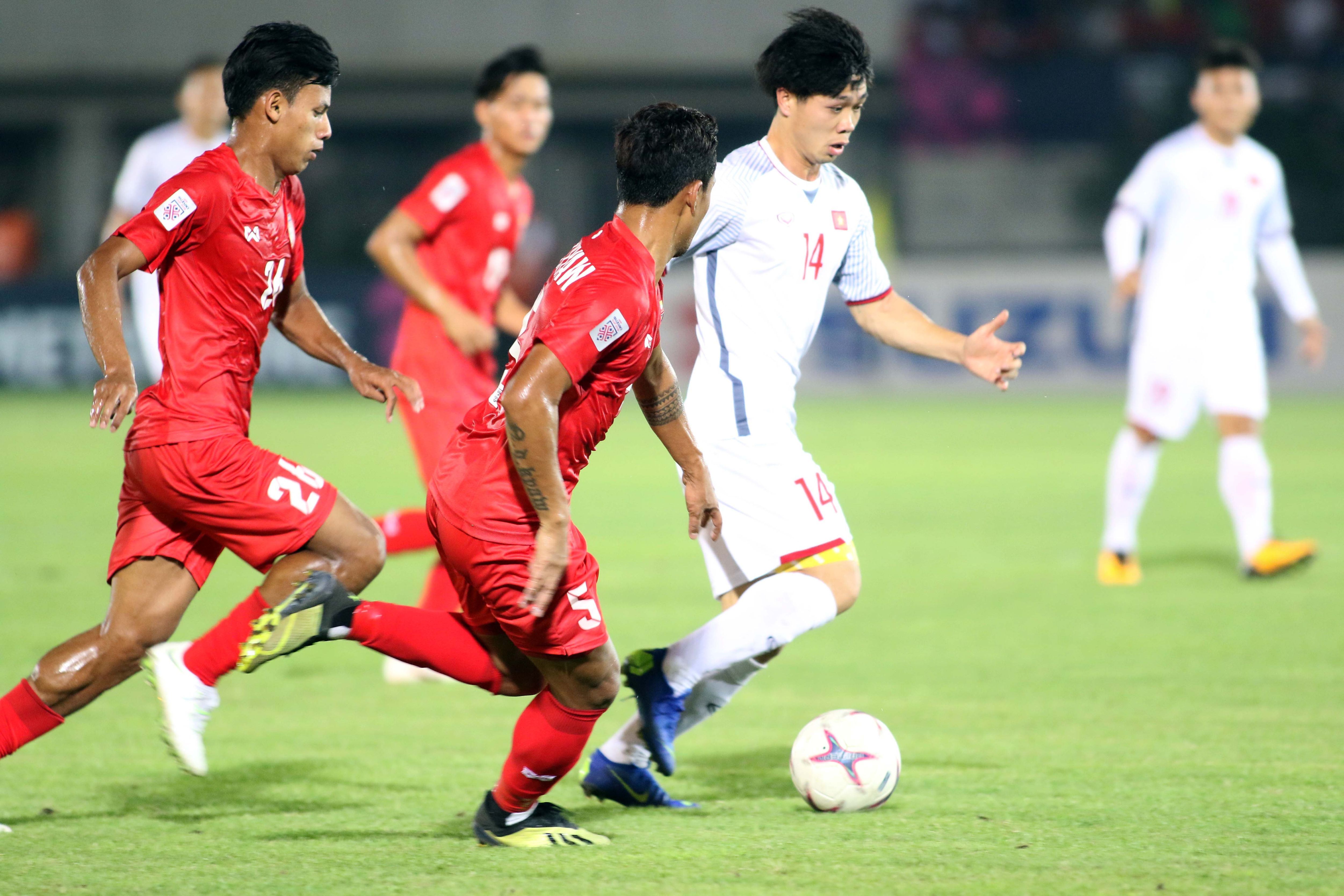 Công Phượng - Myanmar vs Vietnam AFF Suzuki Cup 2018