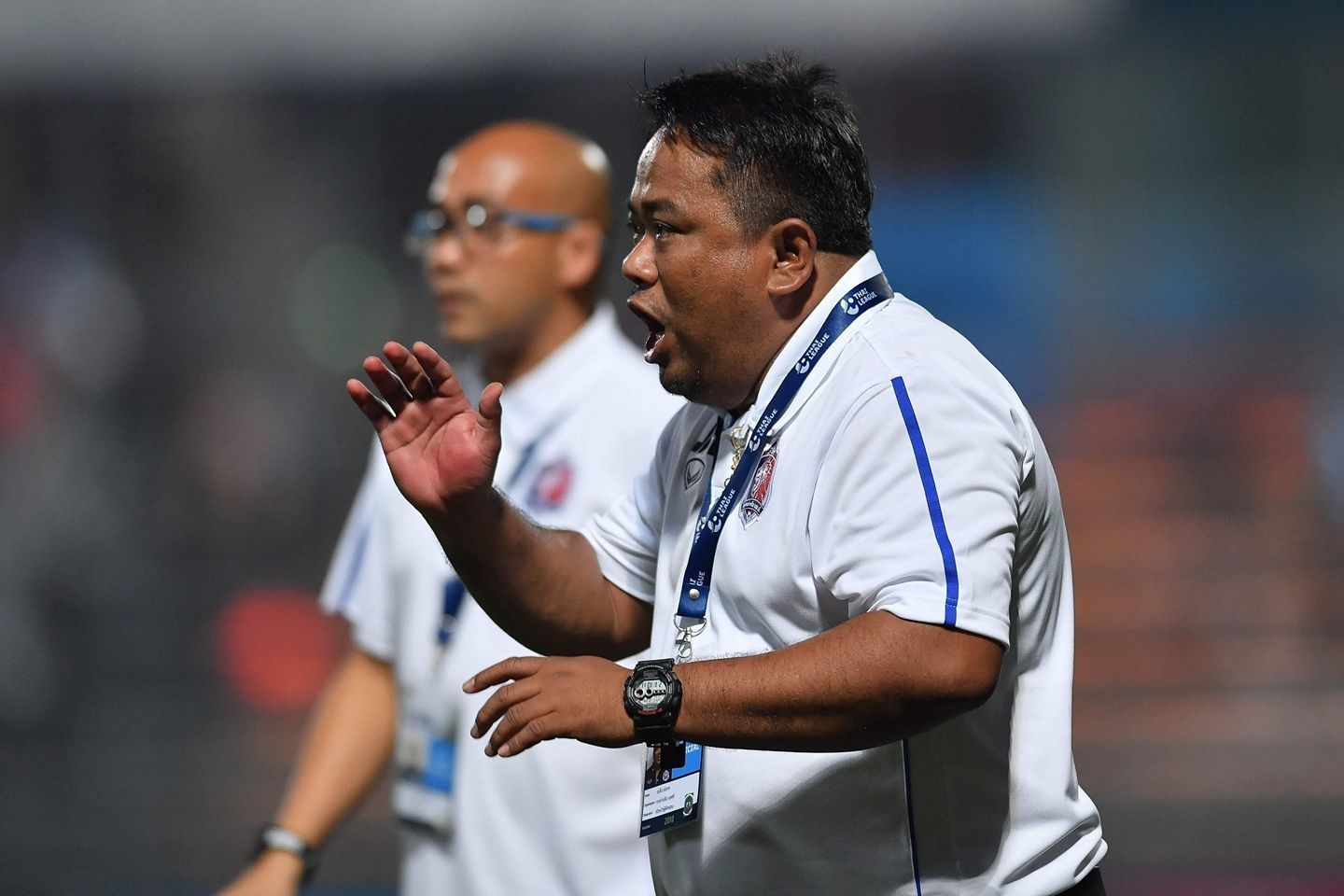 จเด็จ มีลาภ