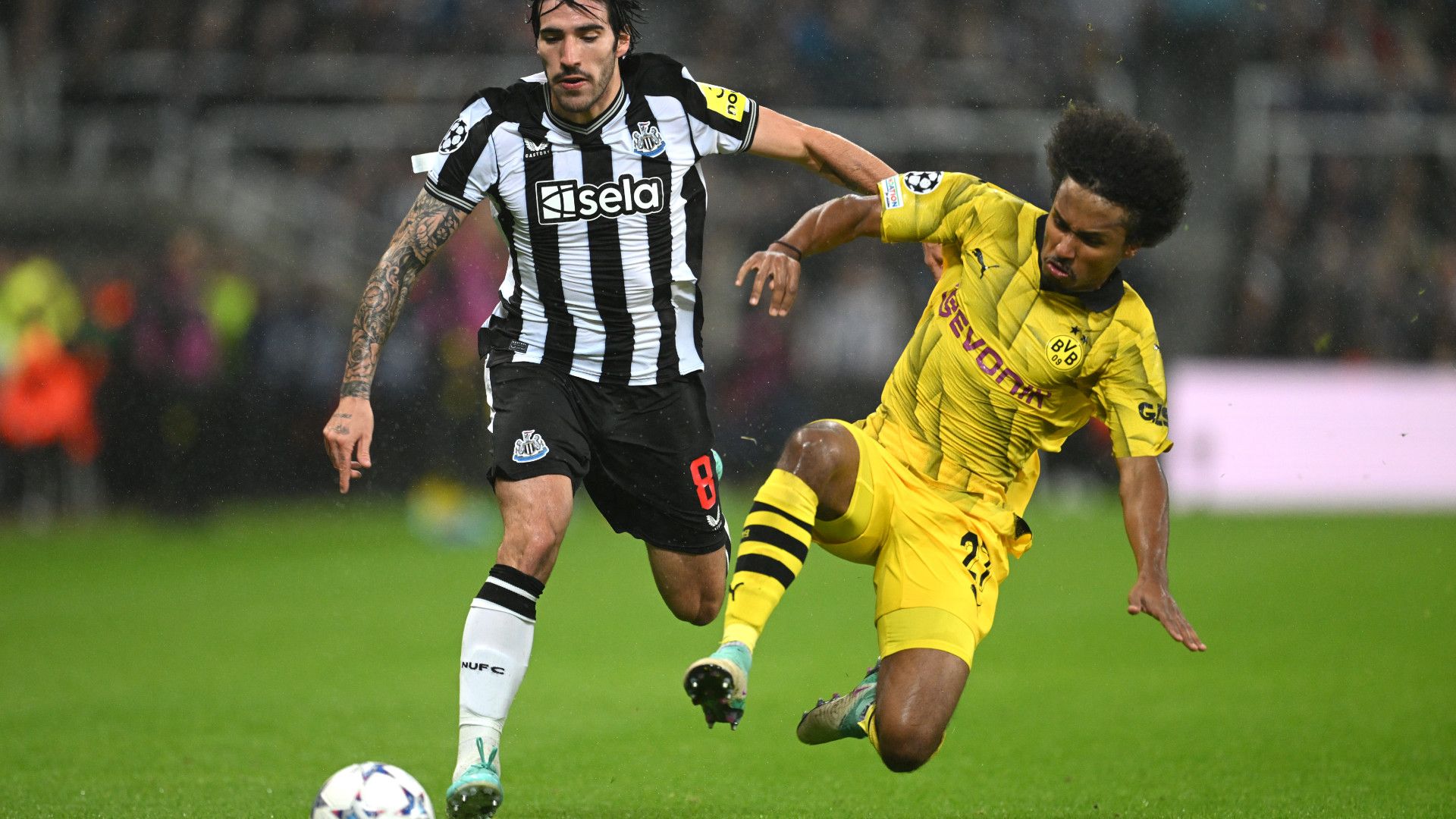 SANDRO TONALI NEWCASTLE KARIM ADEYEMI BORUSSIA DORTMUND CHAMPIONS LEAGUE 25102023