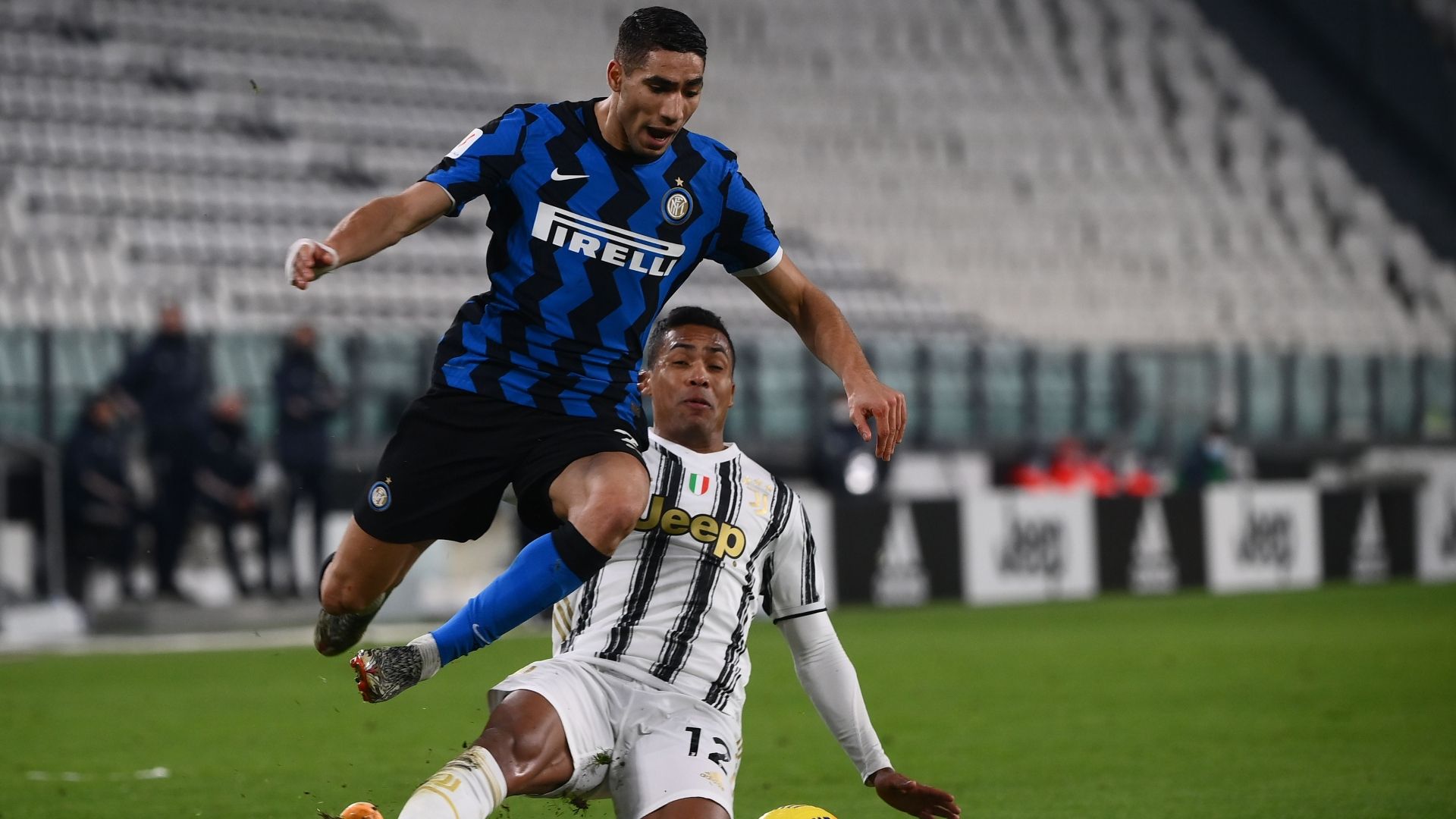 Alex Sandro Hakimi Juventus Inter Coppa Italia
