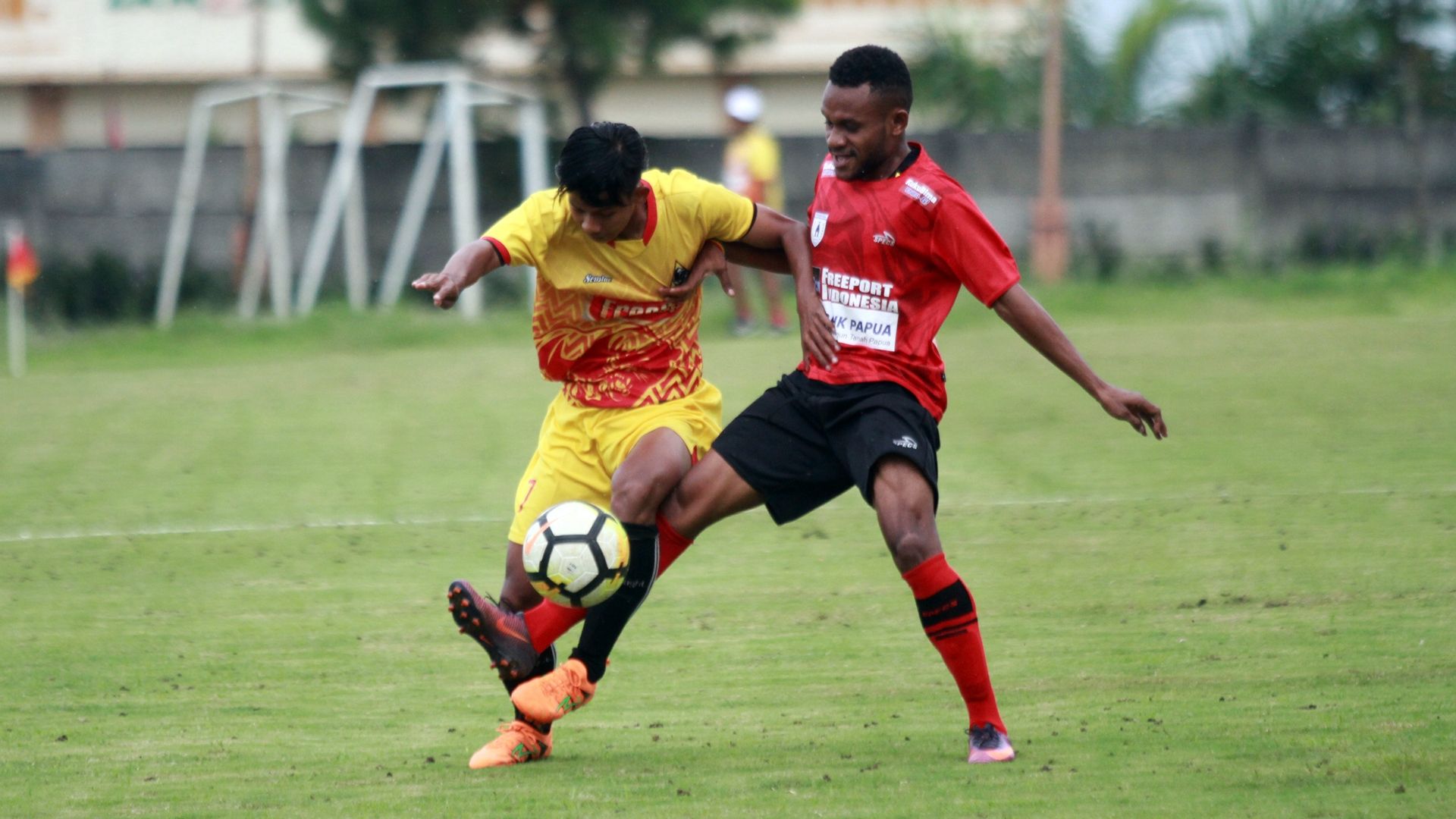 Gunansar Mandowen - Persipura Jayapura & Metro FC