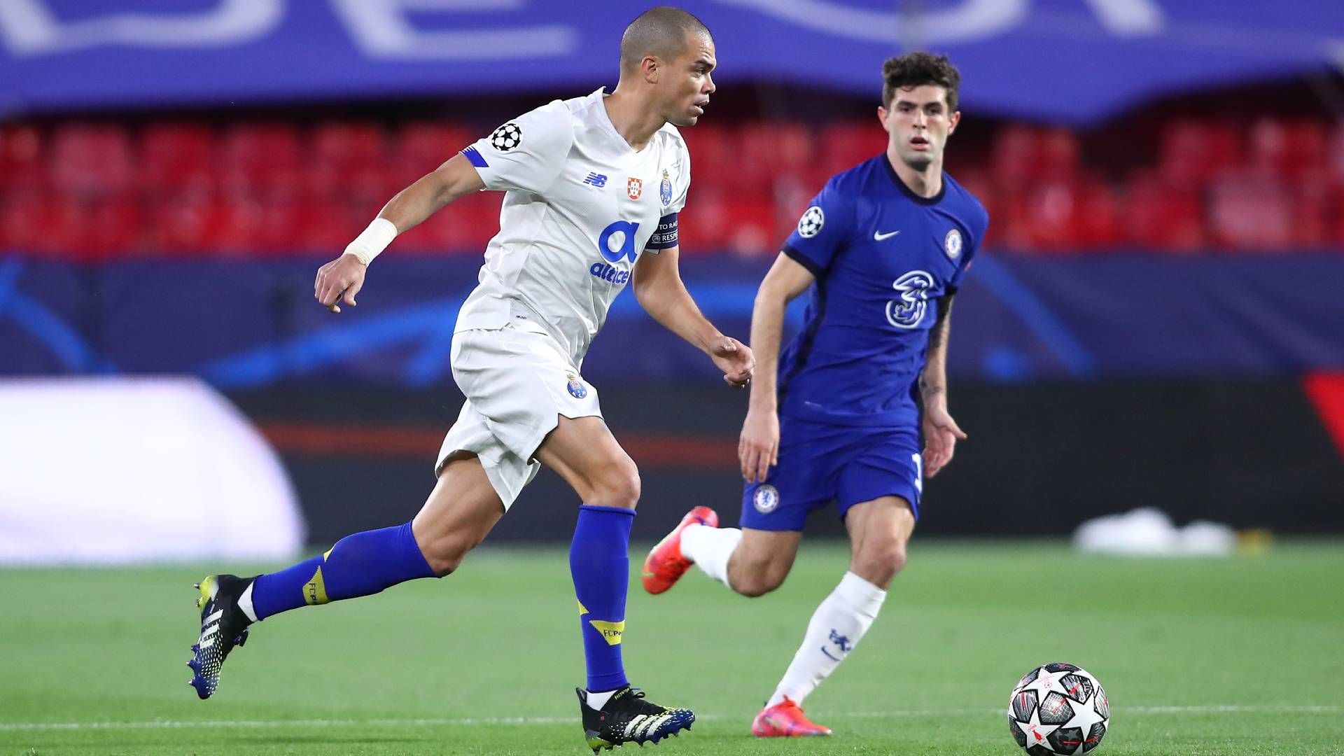 Pepe Christian Pulisic FC Porto FC Chelsea