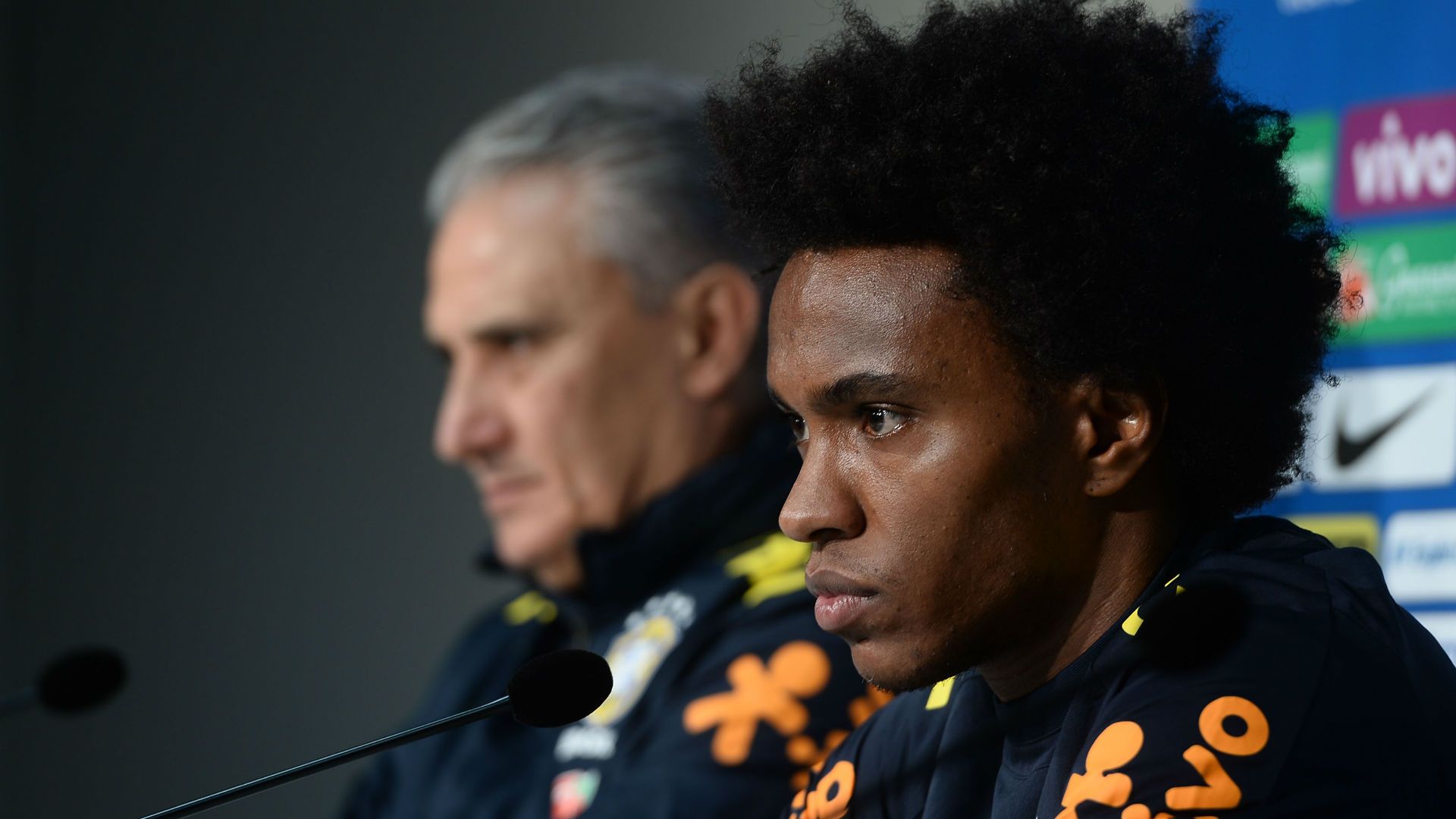 Tite Willian Brasil Seleção coletiva 09 11 2017