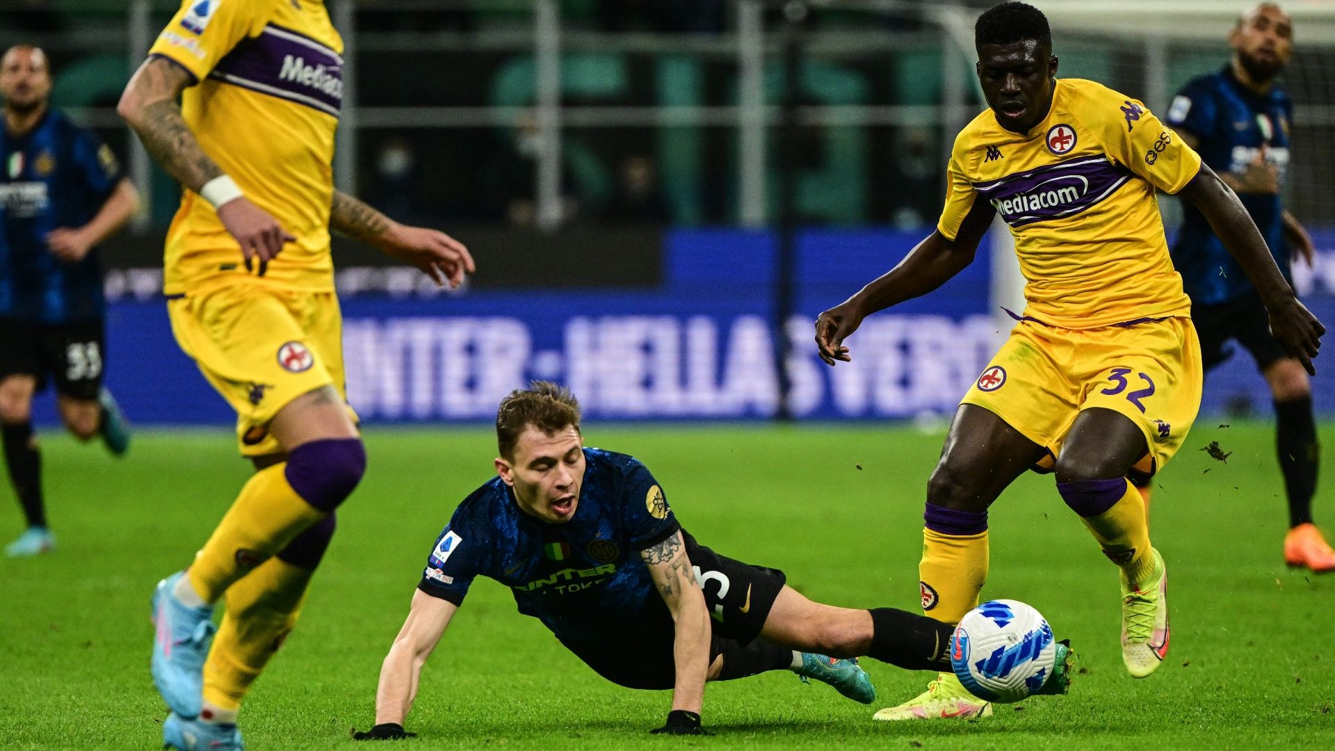 Barella Inter Fiorentina Serie A