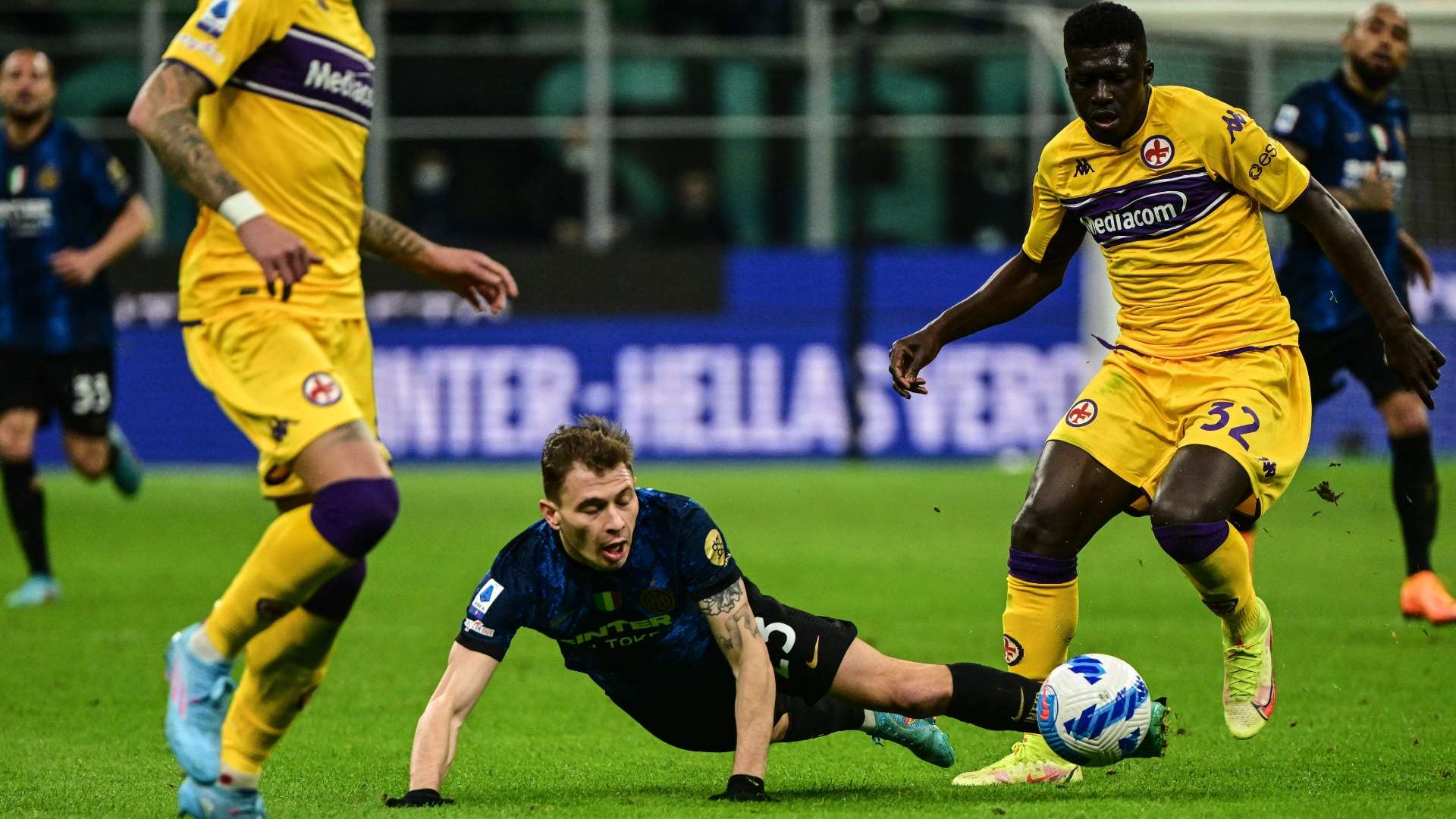 Barella Inter Fiorentina Serie A