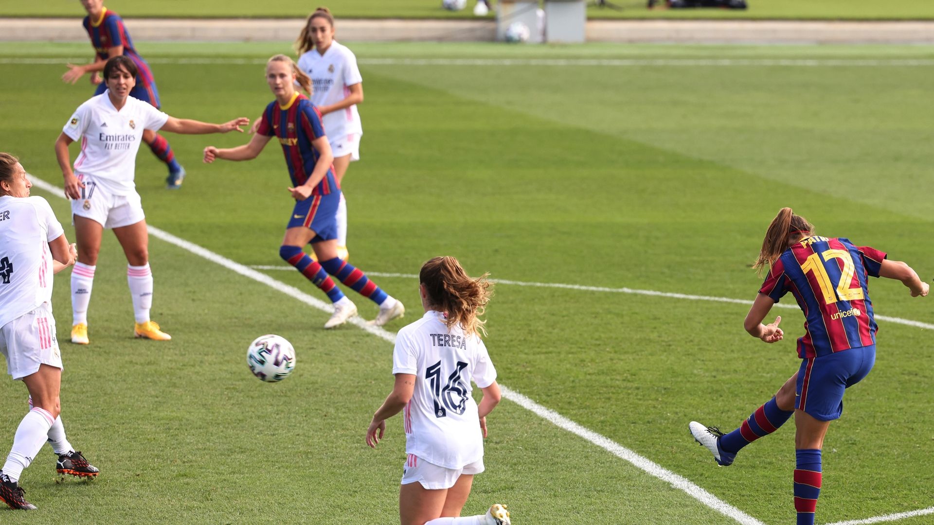 Patri Guijarro en el Real Madrid vs. Barcelona (fútbol femenino)
