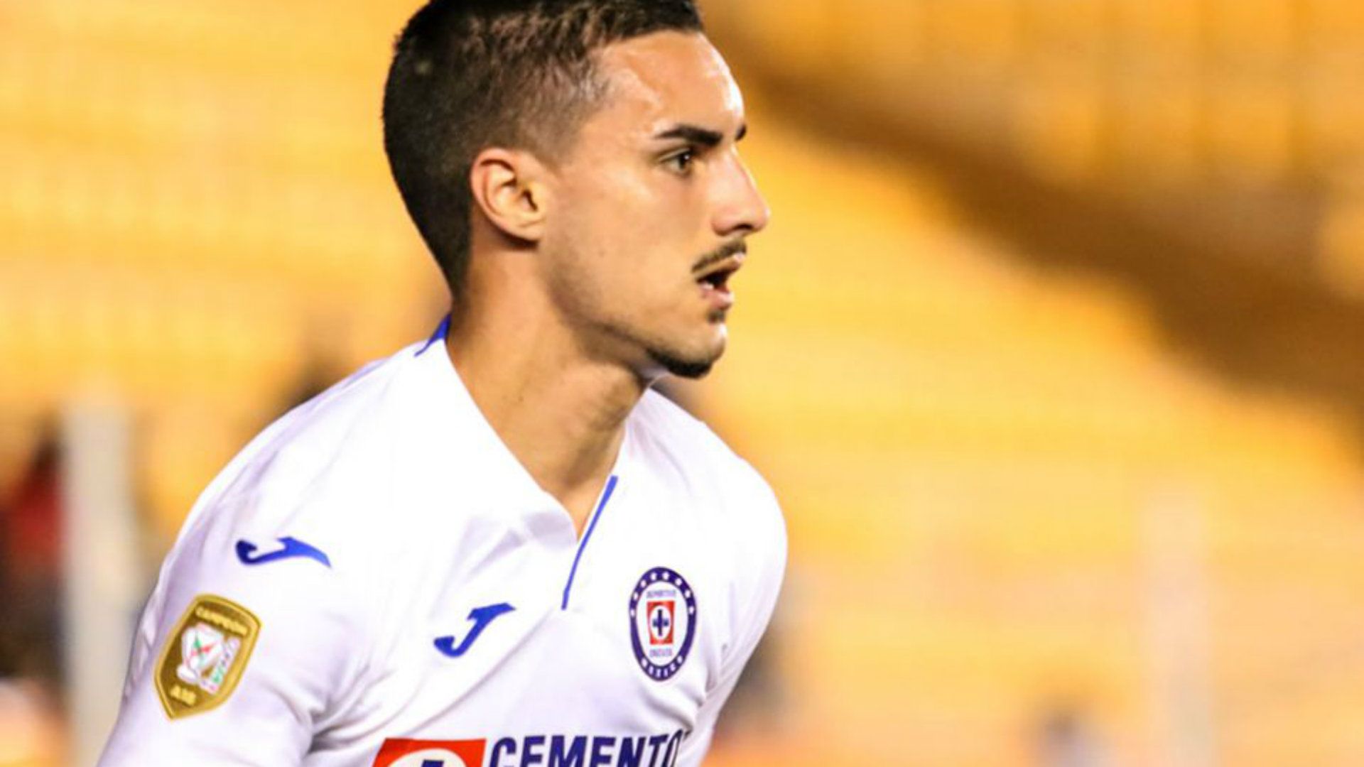 Stephen Eustaquio Cruz Azul 220219