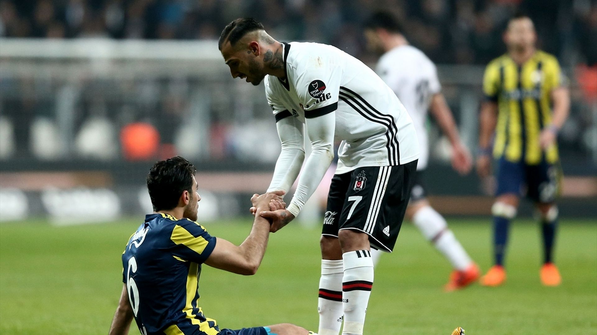 Ismail Koybasi Ricardo Quaresma Besiktas Fenerbahce 2252018