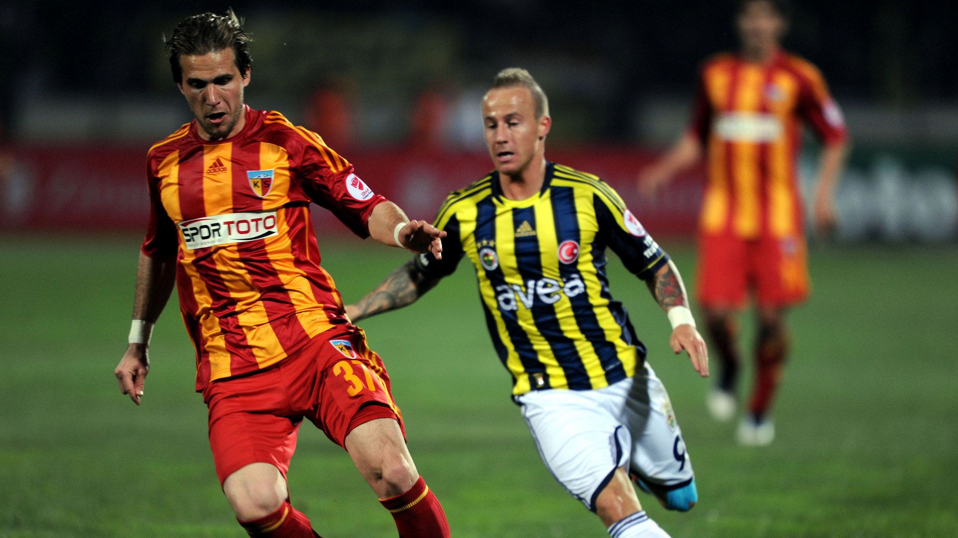 Miroslav Stoch Fenerbahce vs Galatasaray