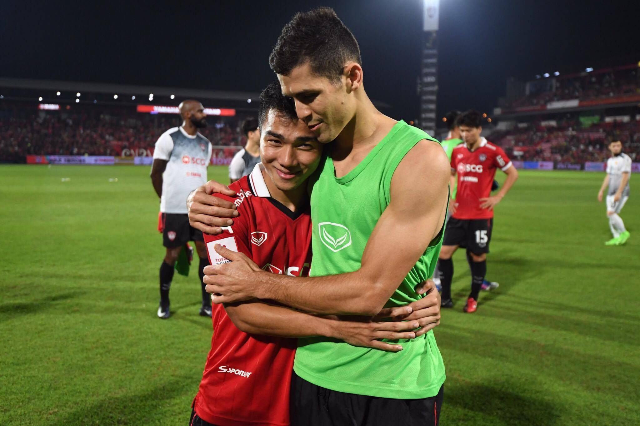 TOYOTA THAI LEAGUE IN PICTURES : ประมวลภาพฉากอำลา เคลตัน ซิลวา